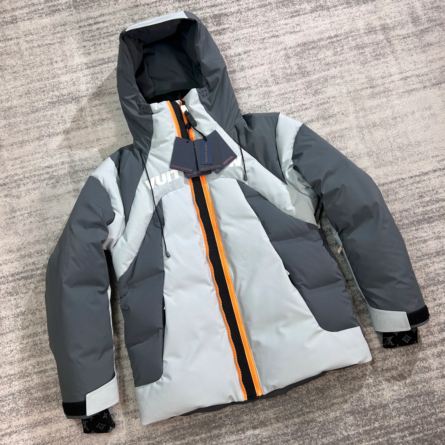 Куртки И Пуховики Мужские Louis Vuitton 174828