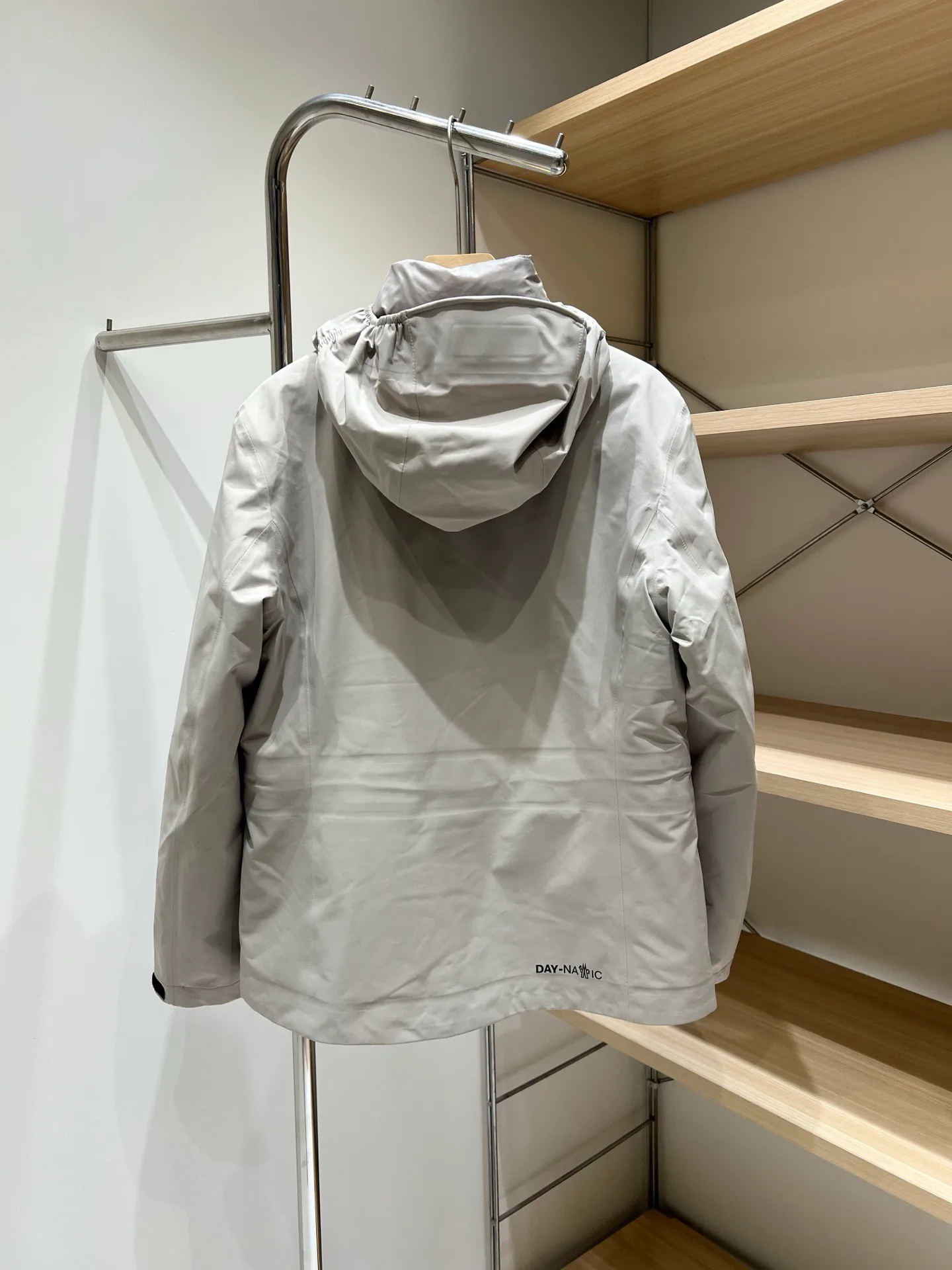Куртки И Пуховики Женские Moncler 18131363