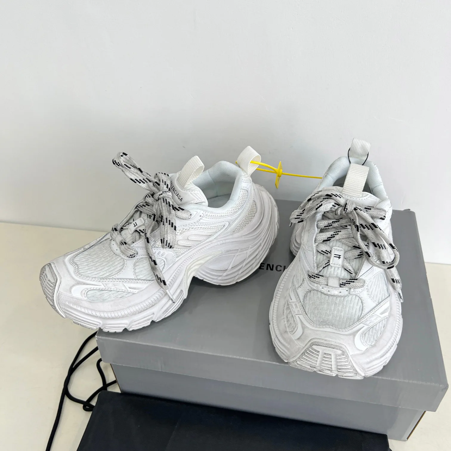 Кроссовки Мужские Balenciaga 17759468