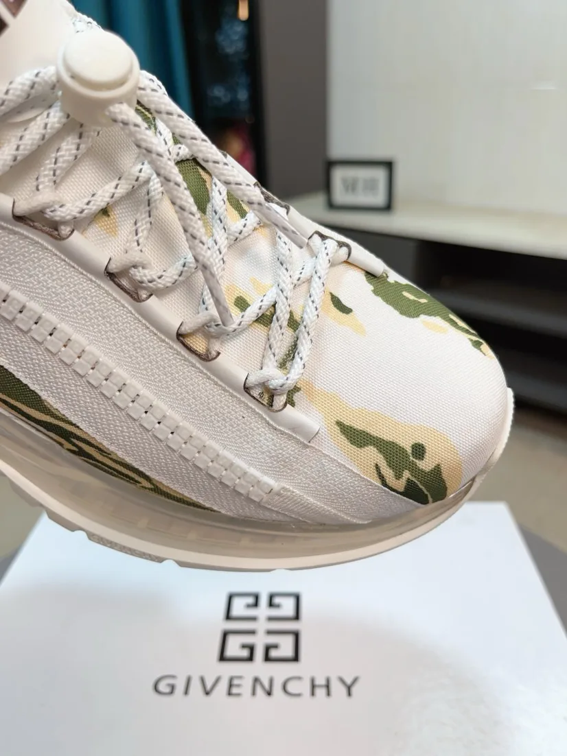Кроссовки Мужские Givenchy 5534104