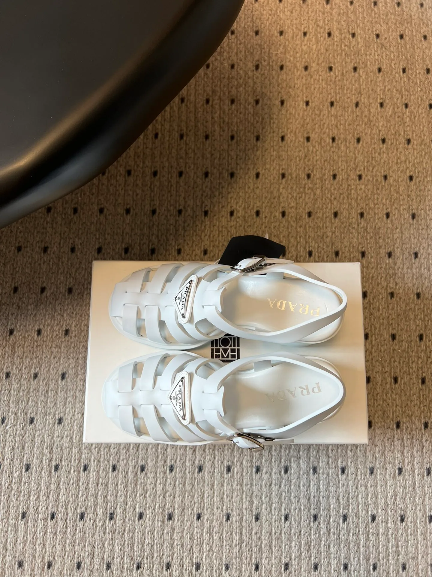 Босоножки Женские Prada 13581503
