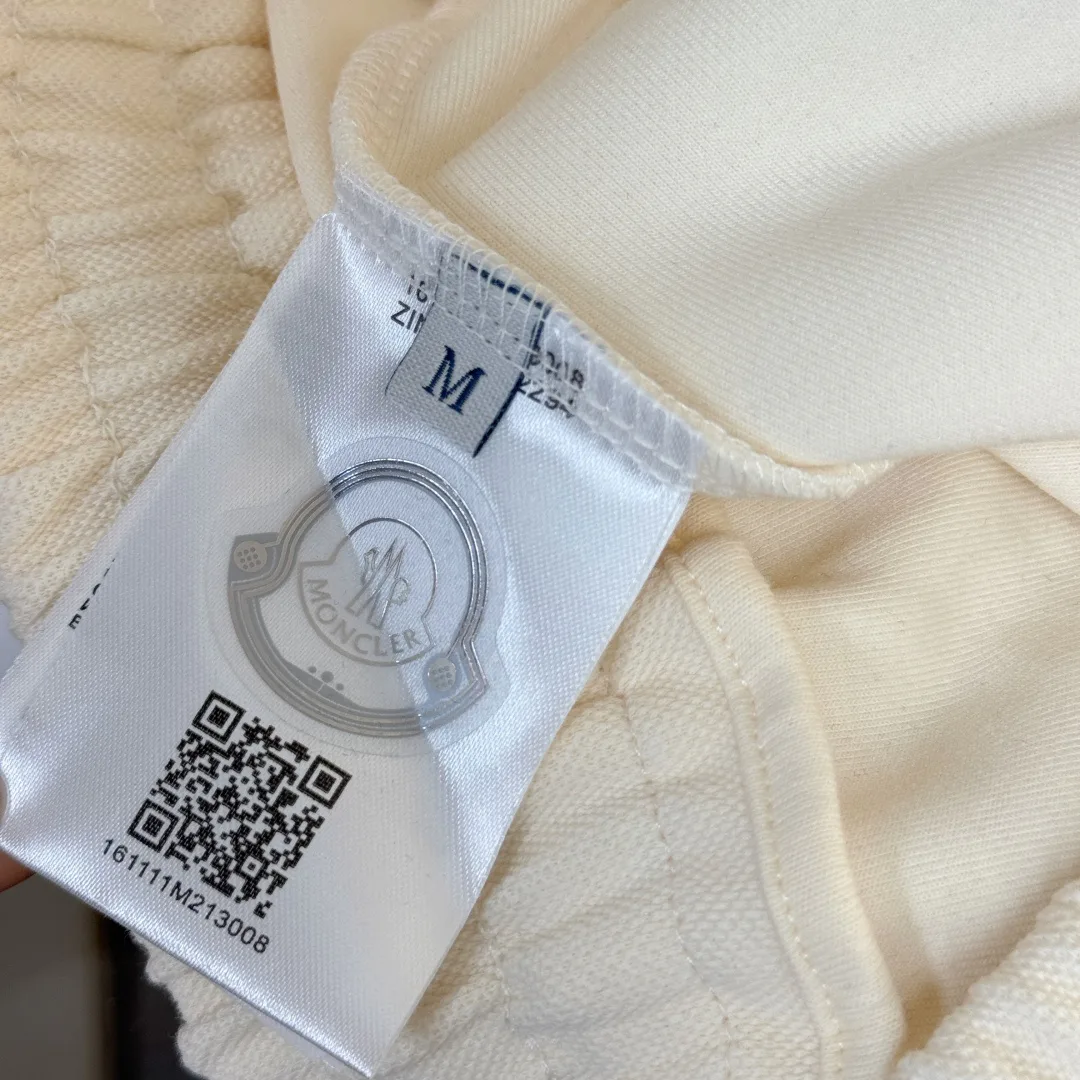 Шорты Женские Moncler 11873033