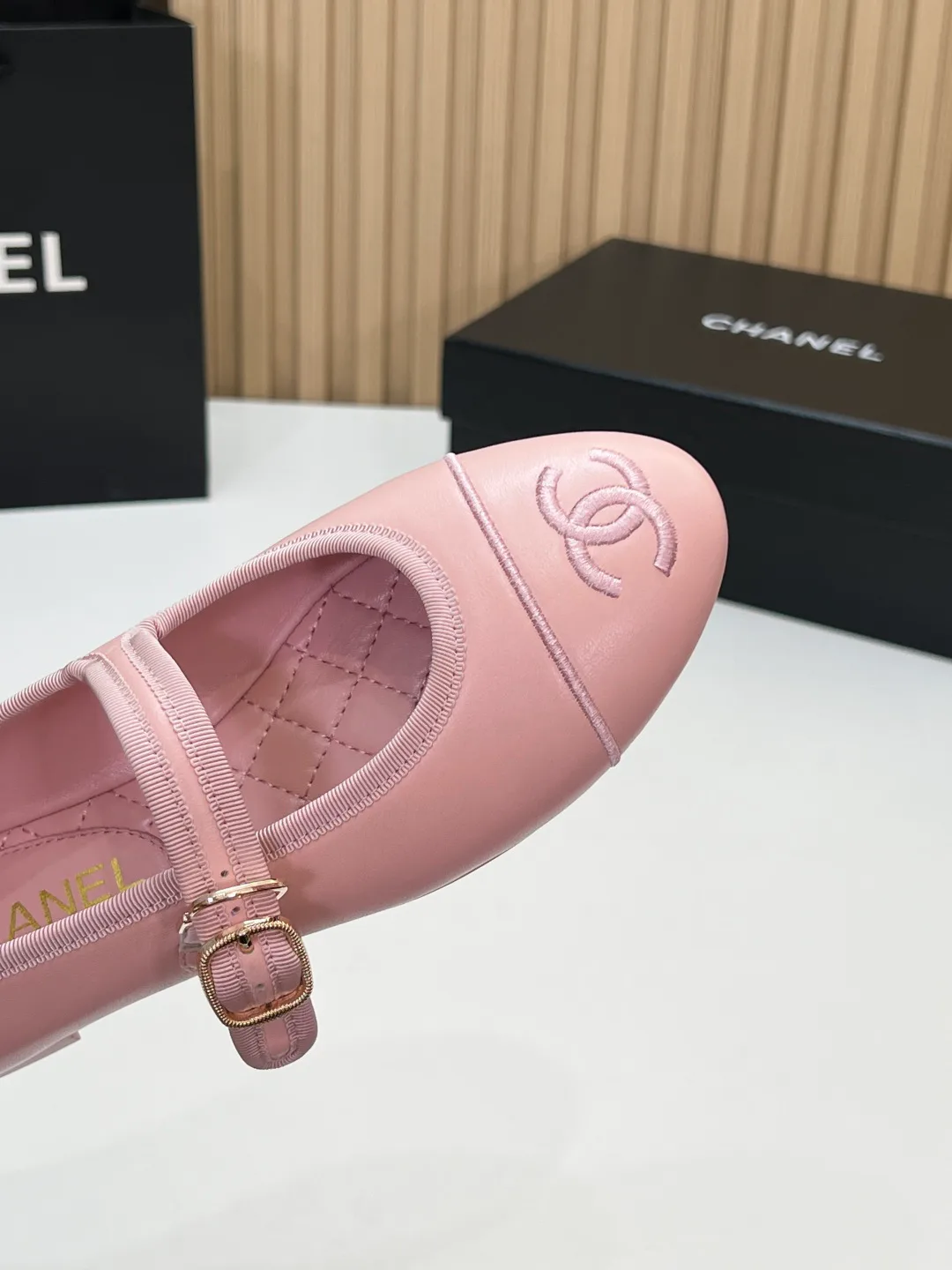 Туфли Женские Chanel 19271191