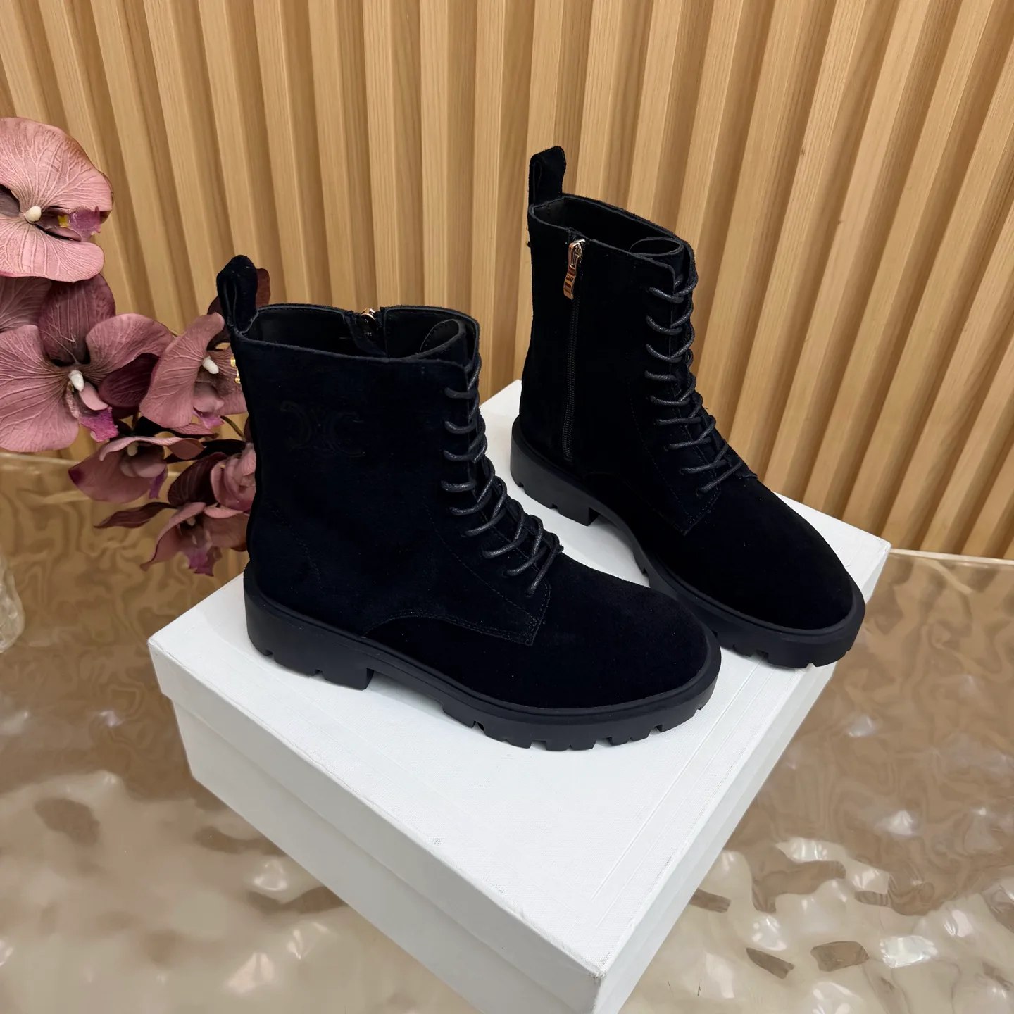 Ботинки Женские Celine 18235171