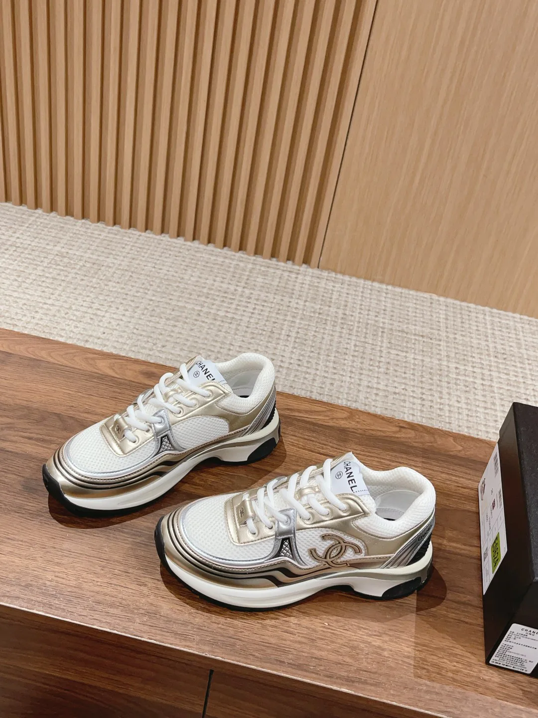 Кроссовки Женские Chanel 11647826