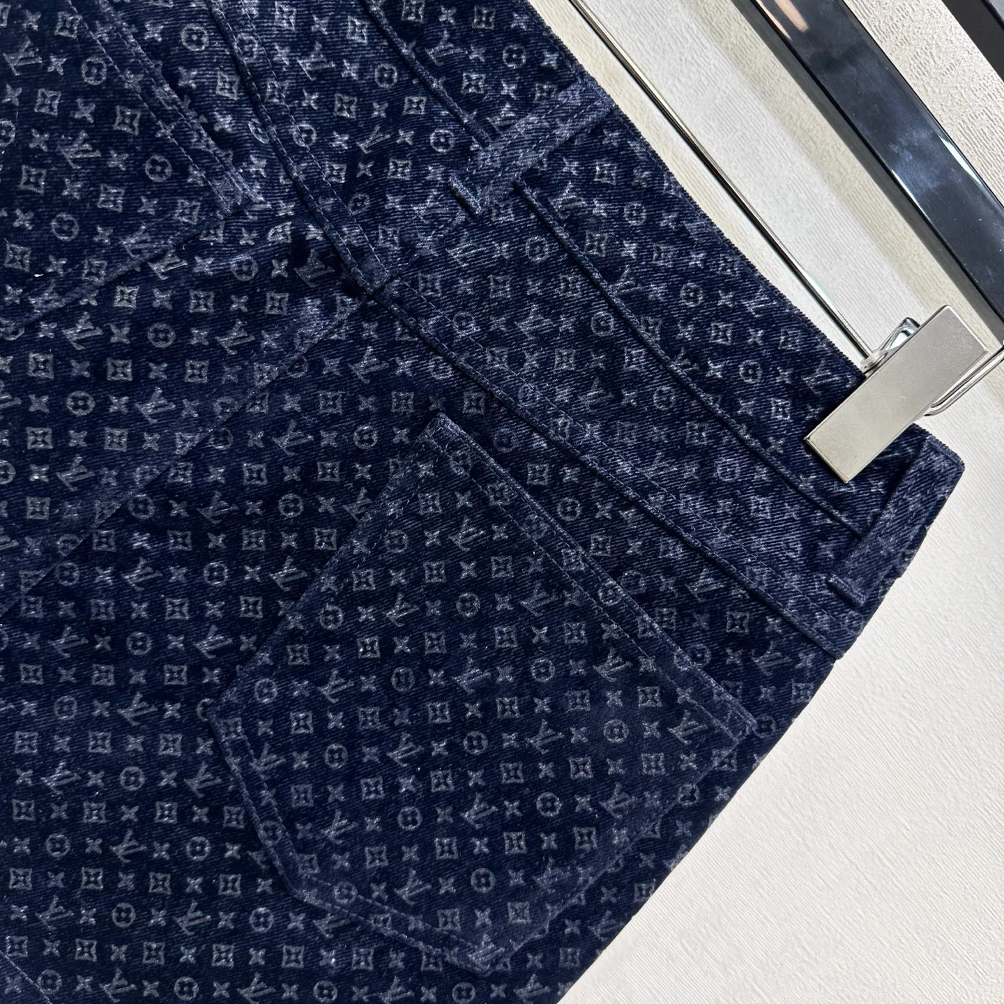 Юбки Женские Louis Vuitton 18775196