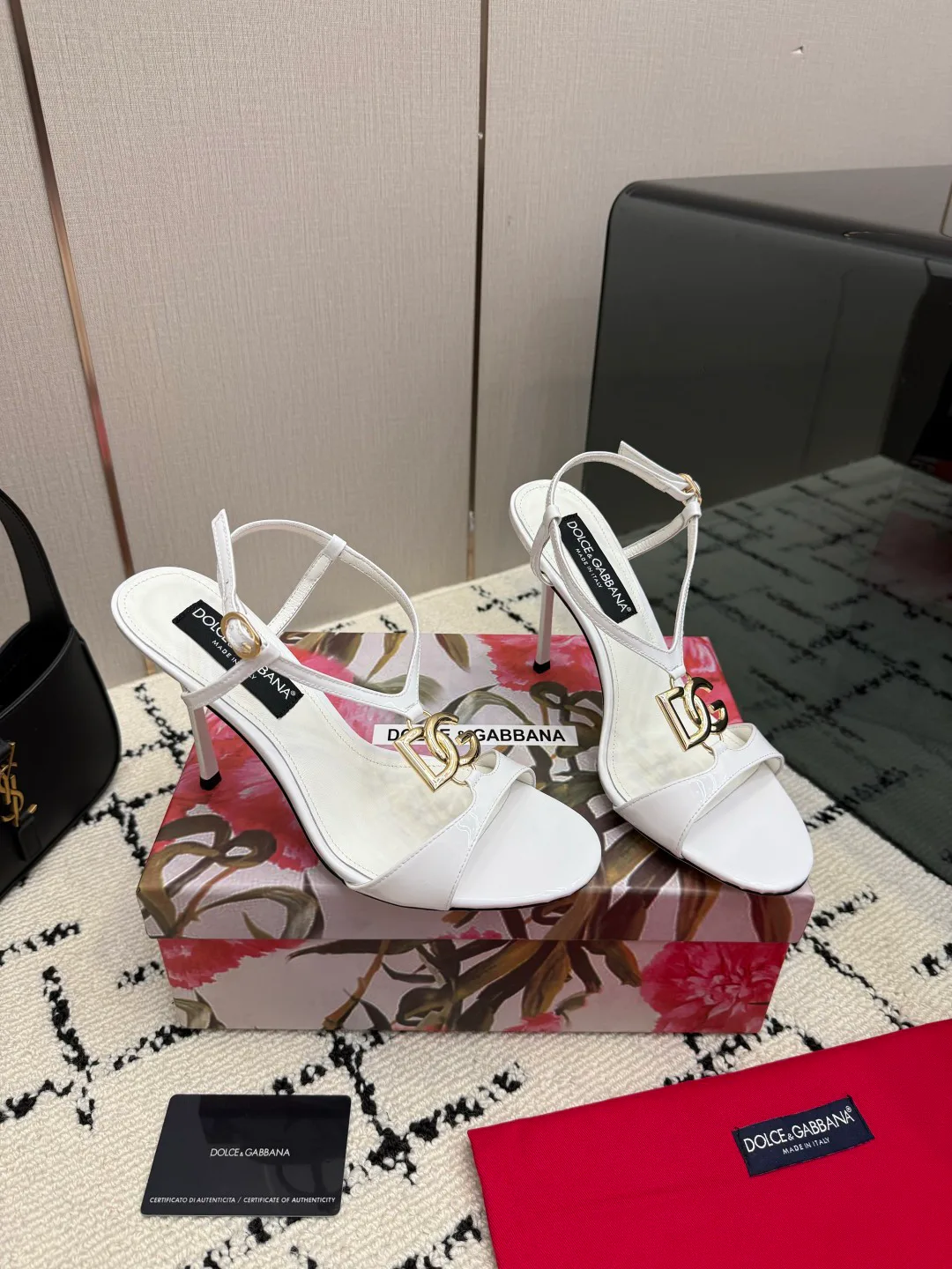 Босоножки Женские Dolce & Gabbana 18335956