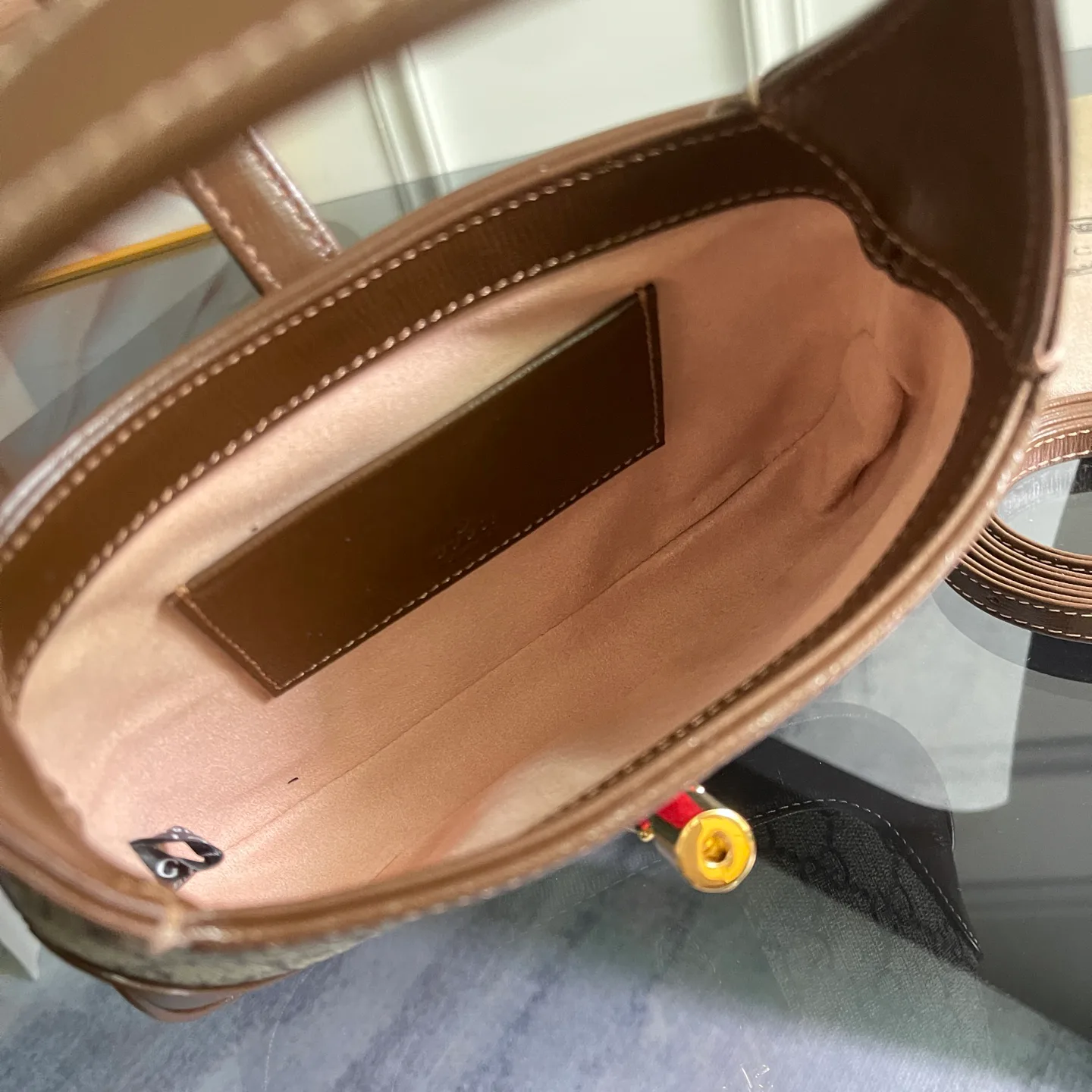 Классические Сумки Женские Gucci 13558913
