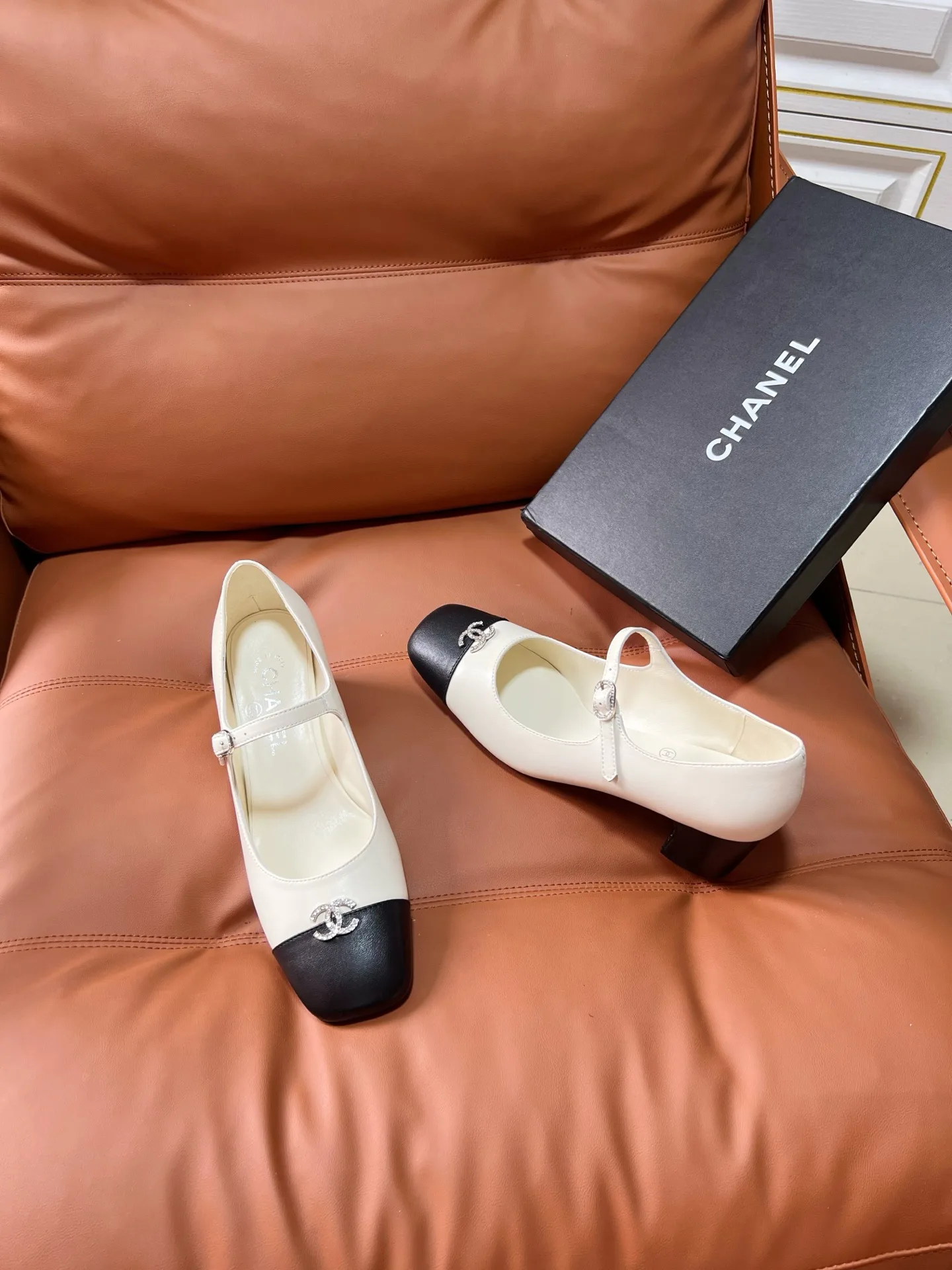Туфли Женские Chanel 13454362