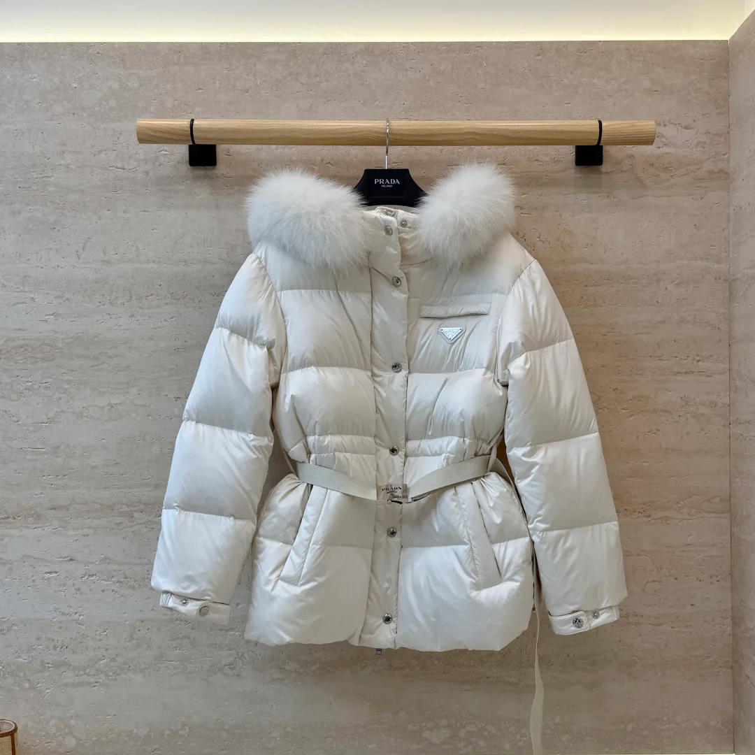 Куртки И Пуховики Женские Prada 18674645