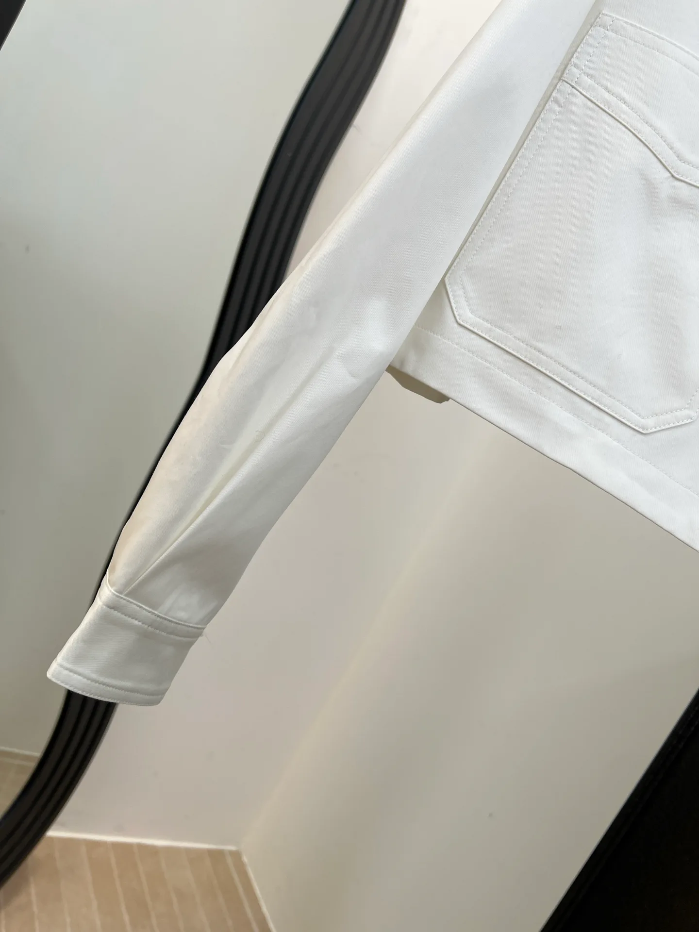 Куртки И Пуховики Женские Prada 18149664