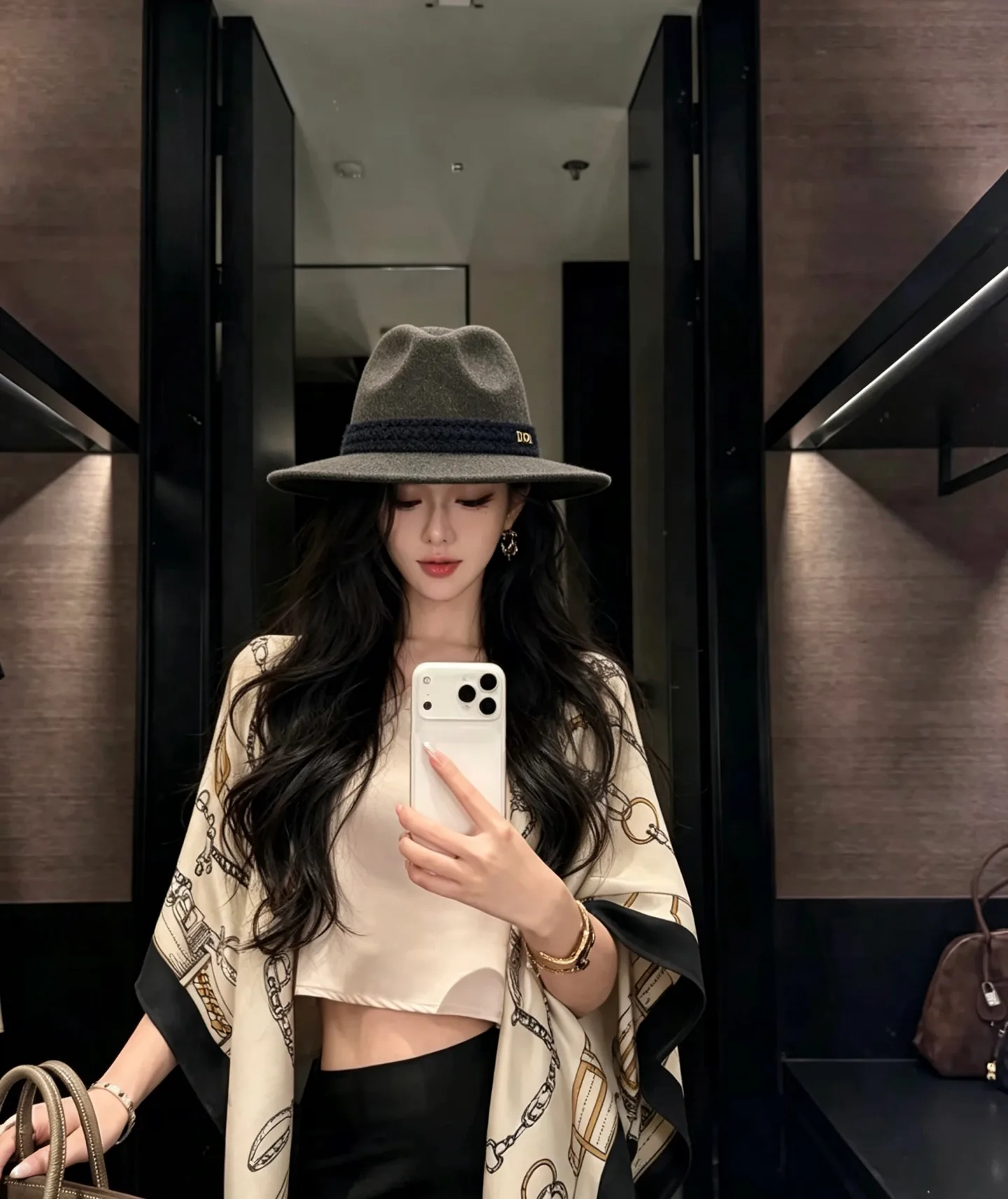 Головные Уборы Christian Dior 18093236