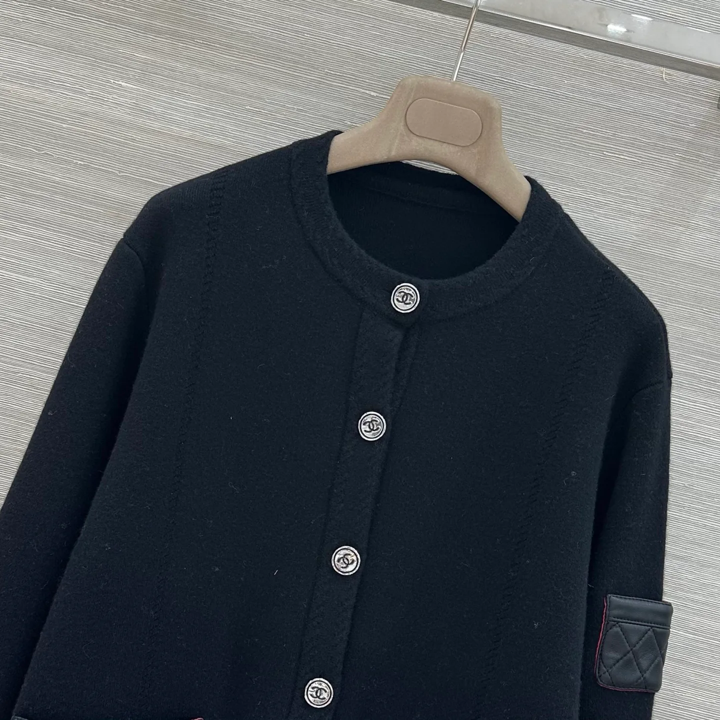 Джемперы И Свитеры Женские Chanel 19020960