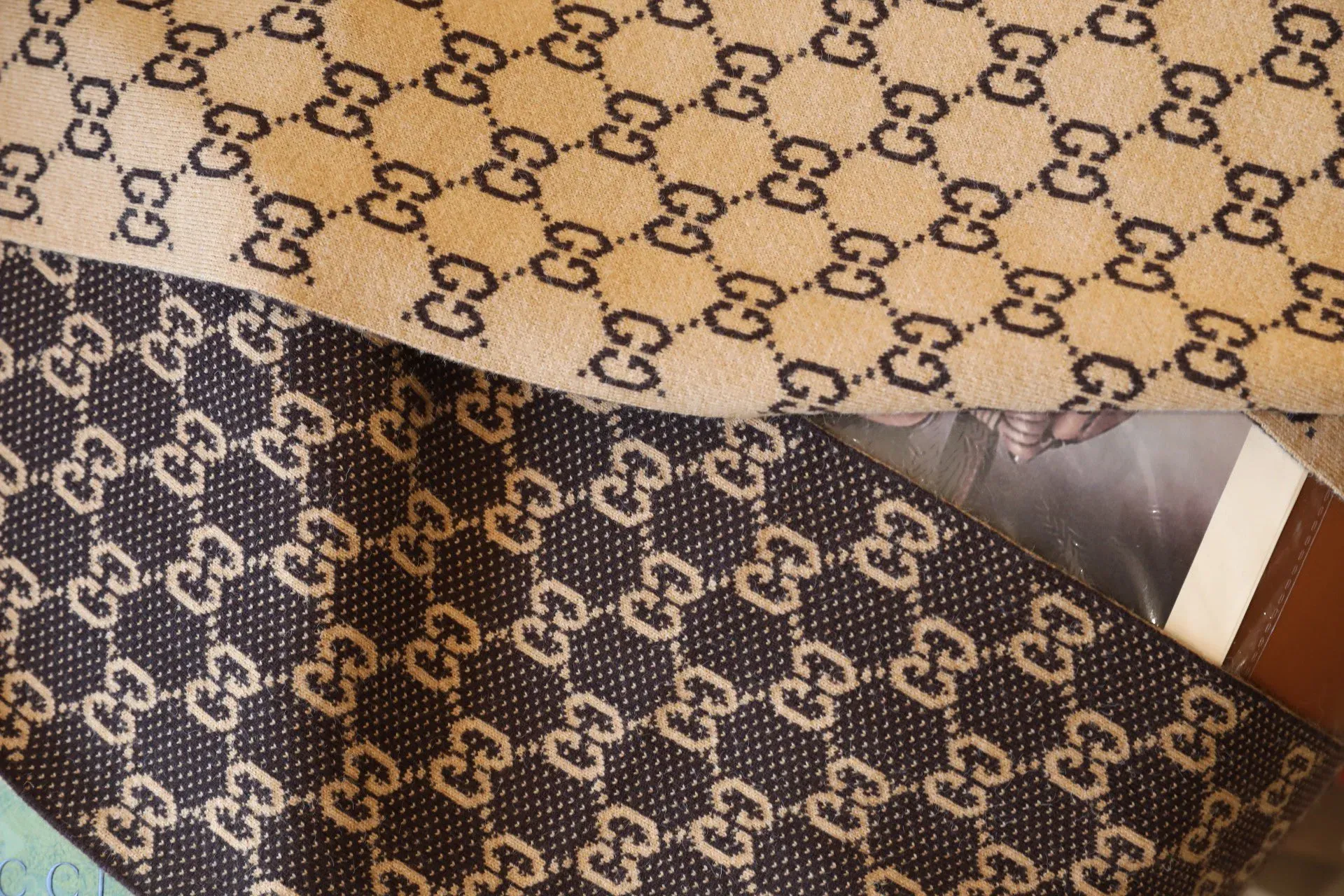 Шарфы Gucci 597381