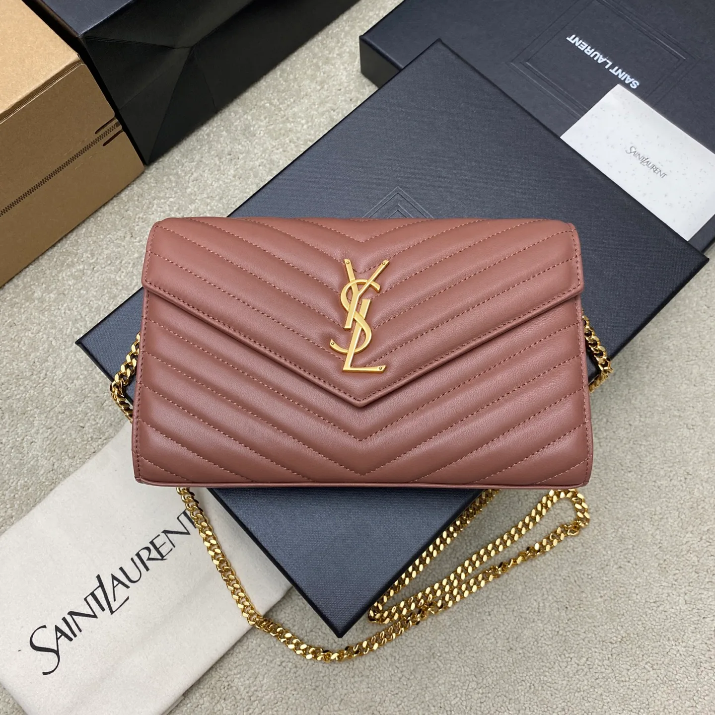 Классические Сумки Женские Saint Laurent 10000432