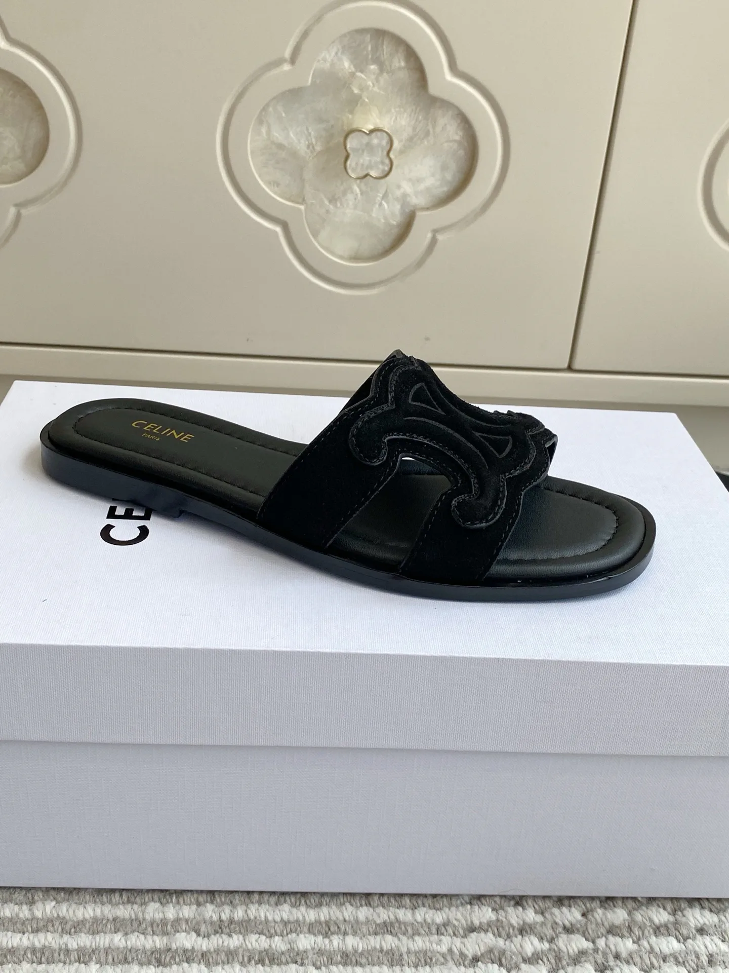 Шлепанцы Женские Celine 17572140