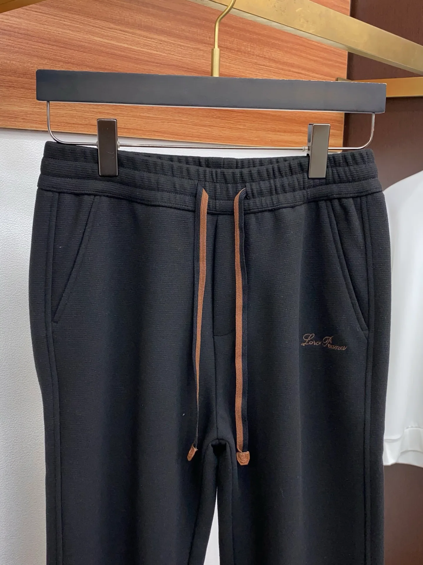 Брюки Женские Louis Vuitton 688293