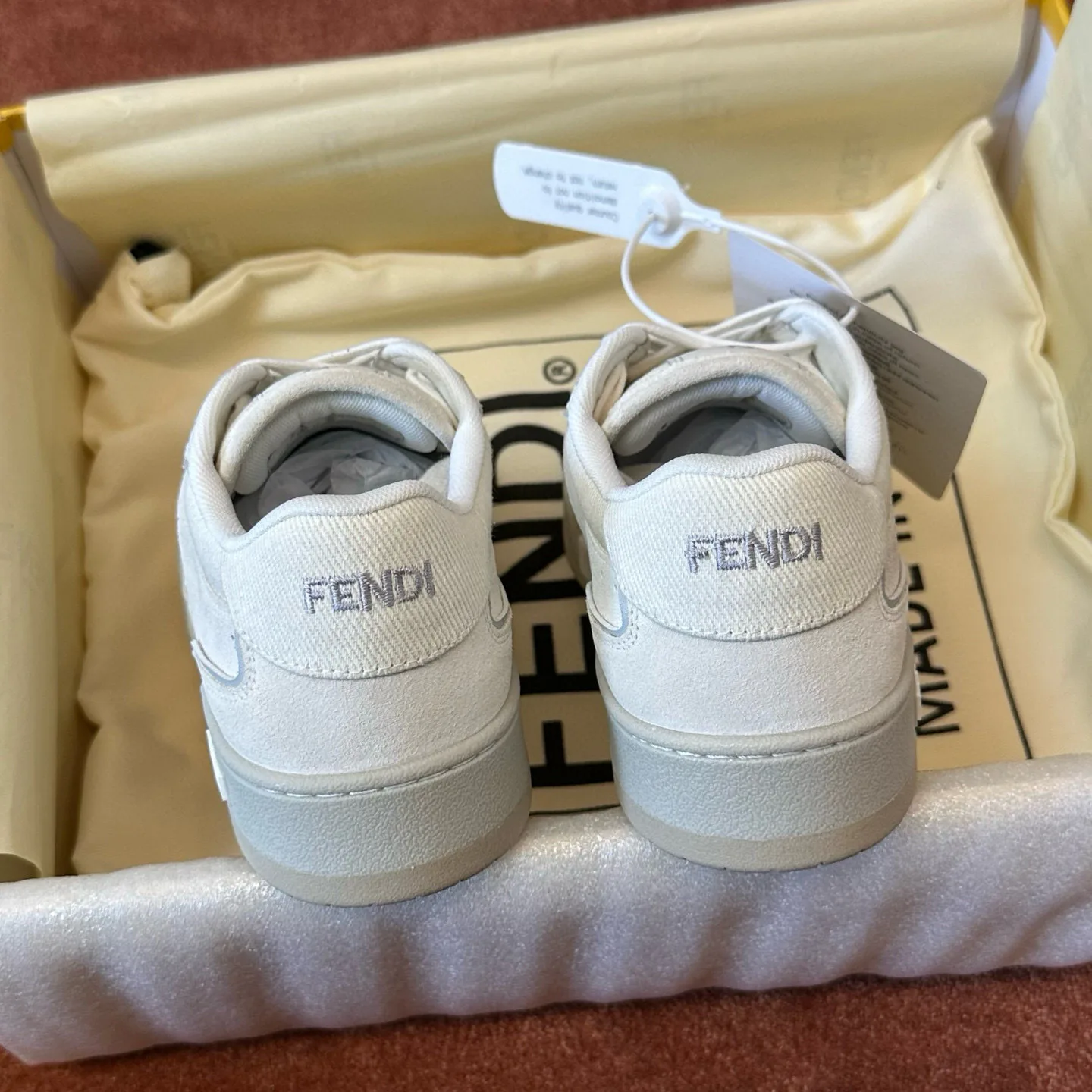 Кроссовки Женские Fendi 467282