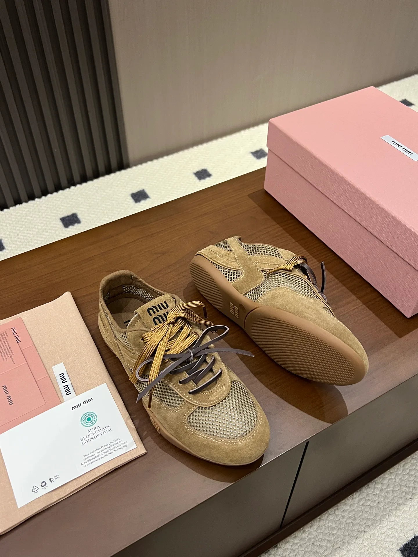 Кроссовки Женские Miu Miu 17968590