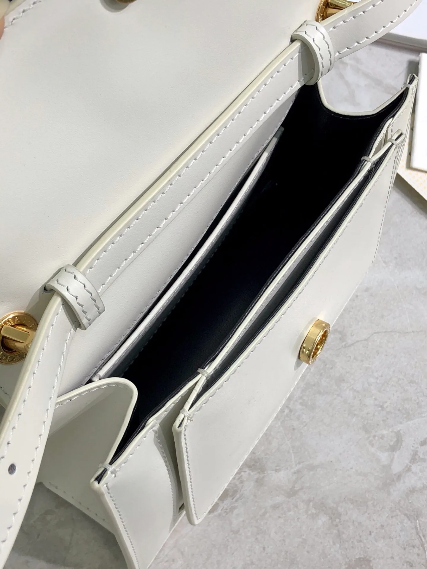 Сумки На Ремне Женские Bvlgari 118528