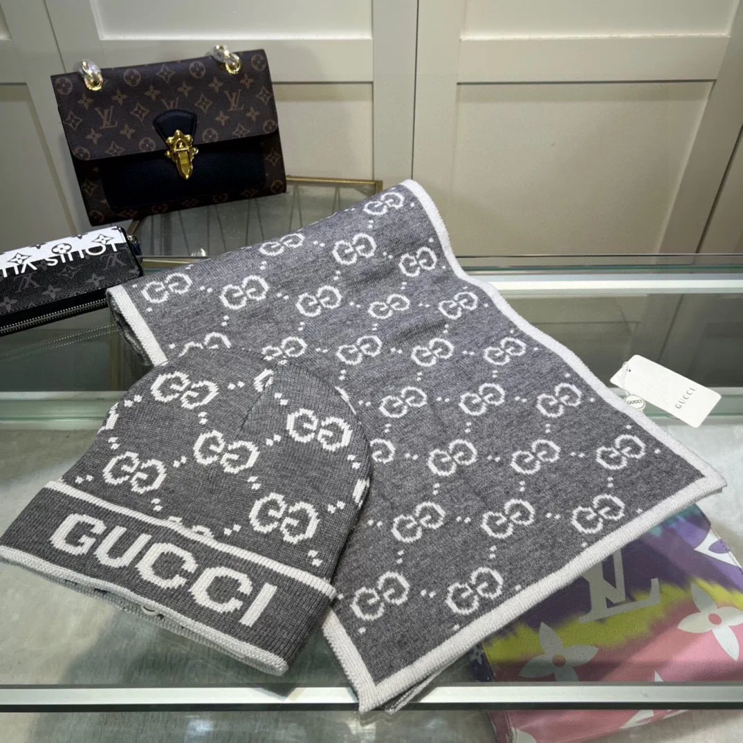 Головные Уборы Gucci 823935