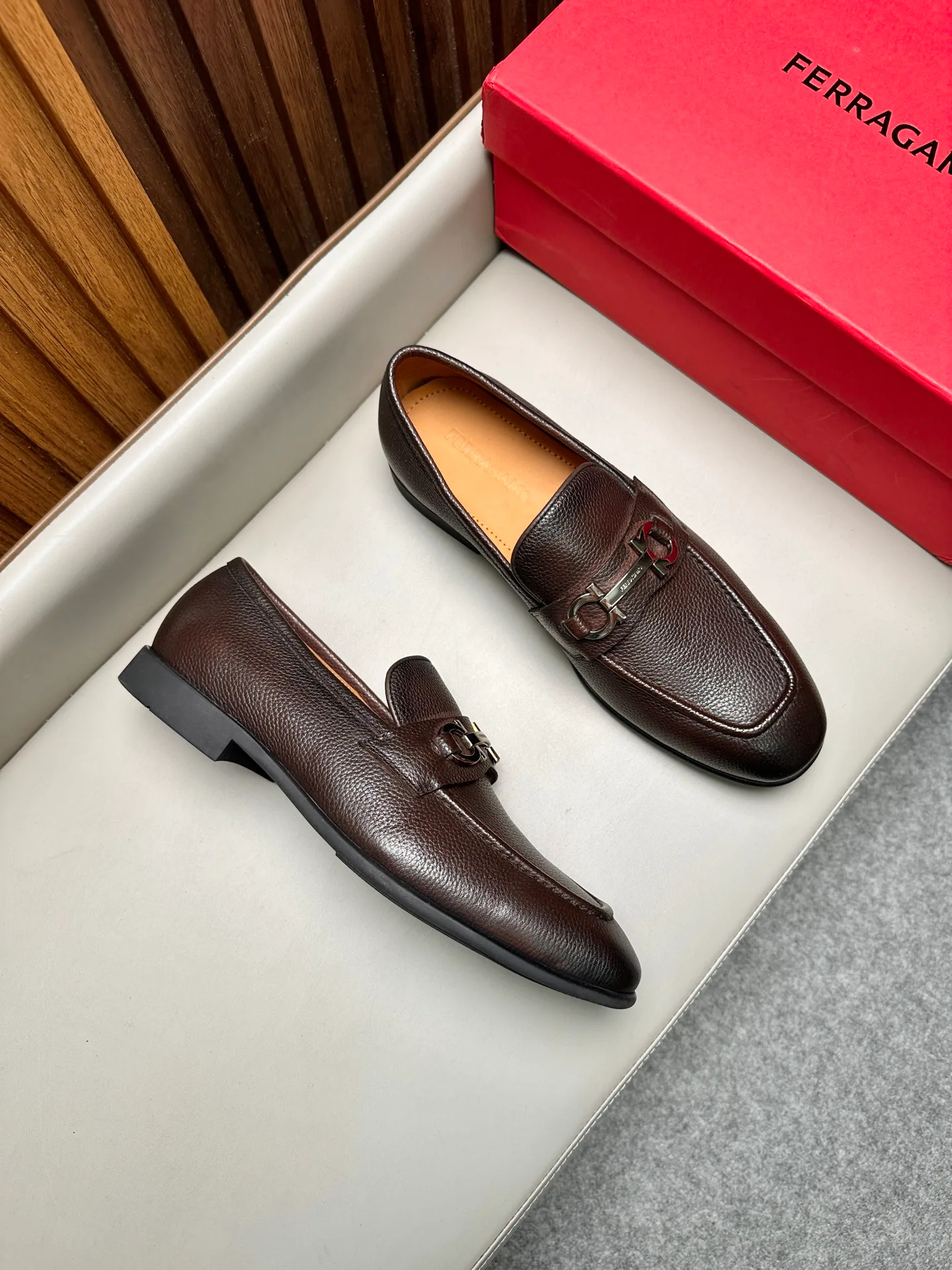 Лоферы И Туфли Мужские Salvatore Ferragamo 17470844