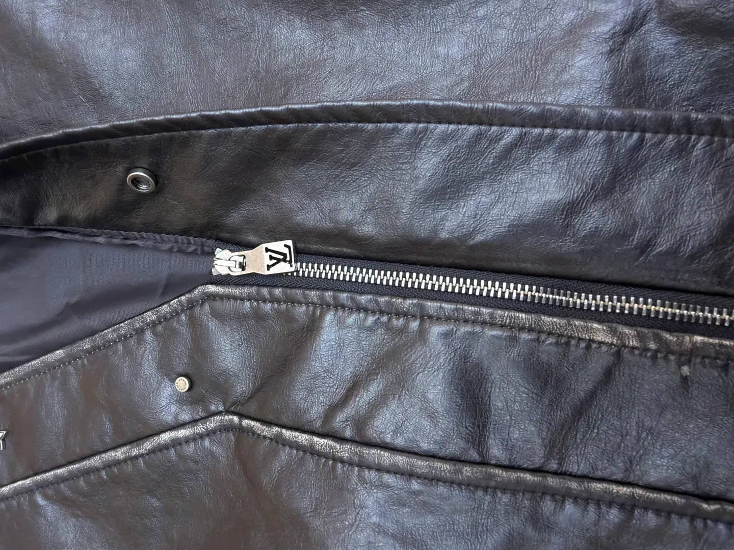 Кожаные Куртки И Дублёнки Мужские Louis Vuitton 1798471