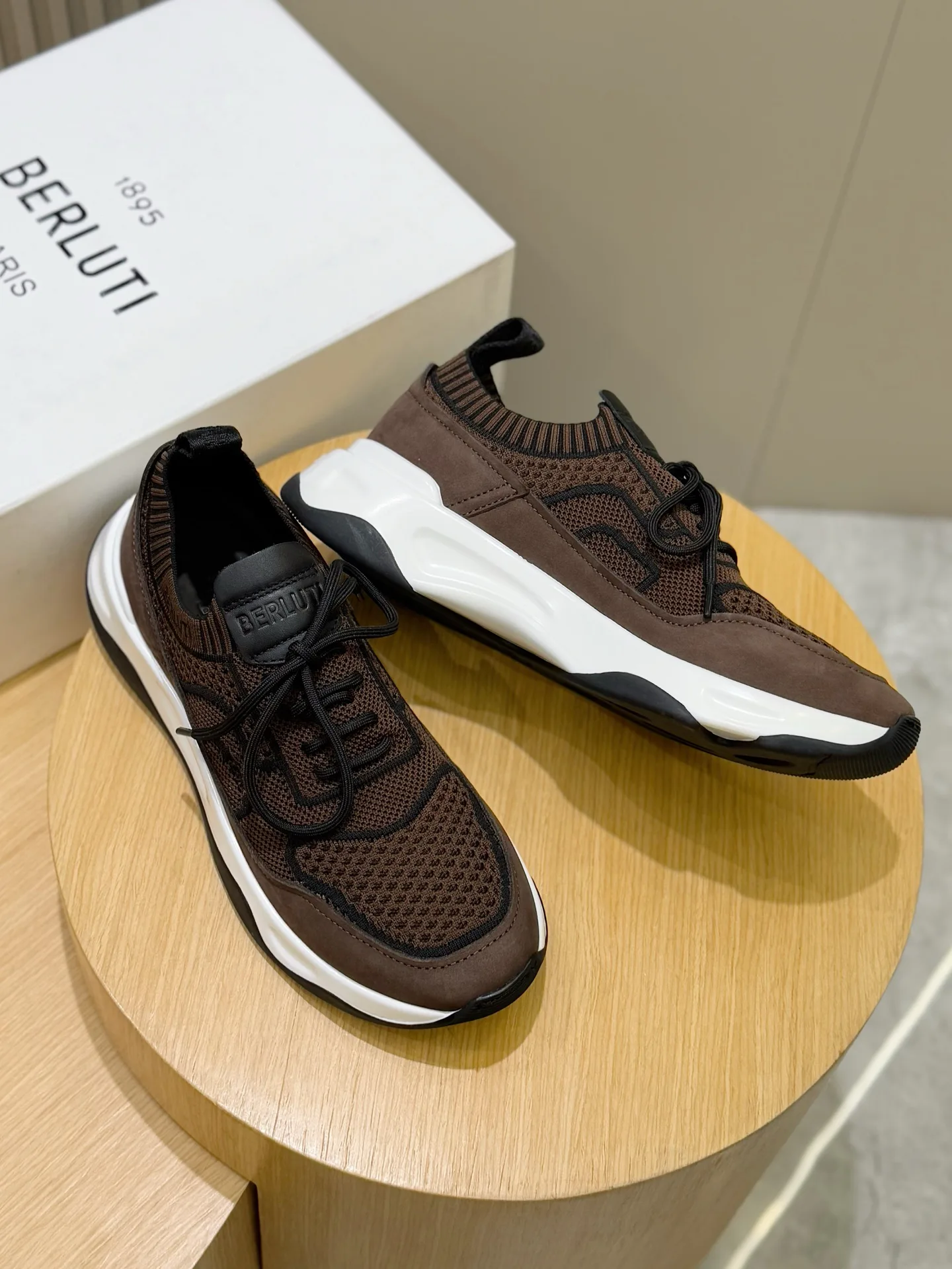 Кроссовки Мужские Berluti 166329