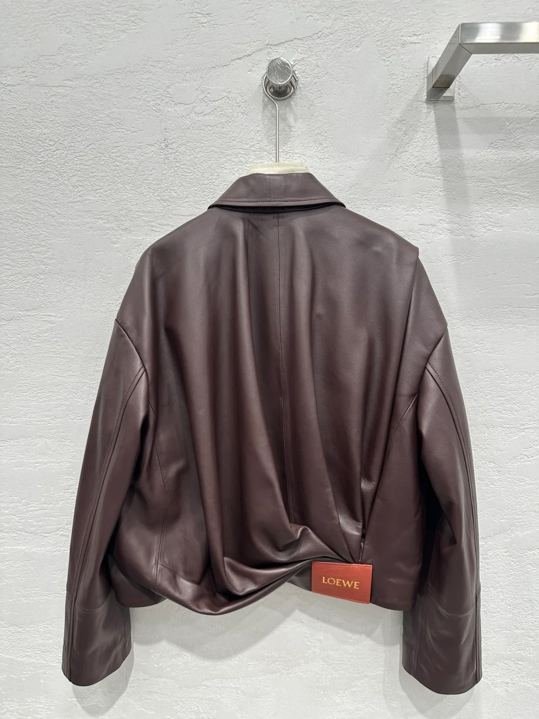 Кожаные Куртки И Дублёнки Женские Loewe 11686181