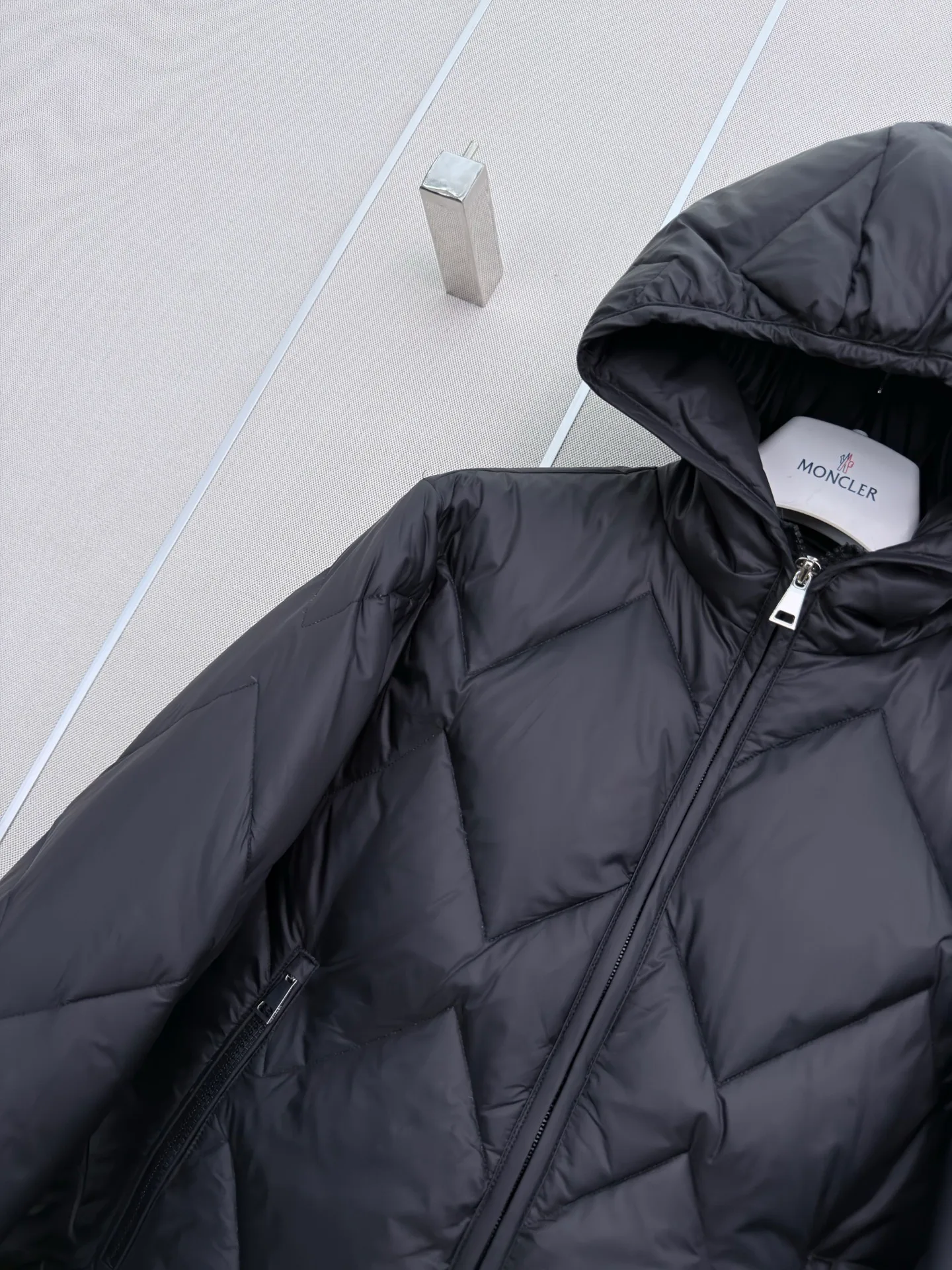 Куртки И Пуховики Женские Moncler 18877923