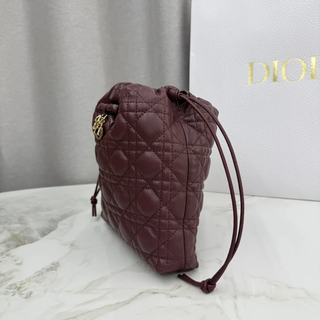 Классические Сумки Женские Christian Dior 12594817