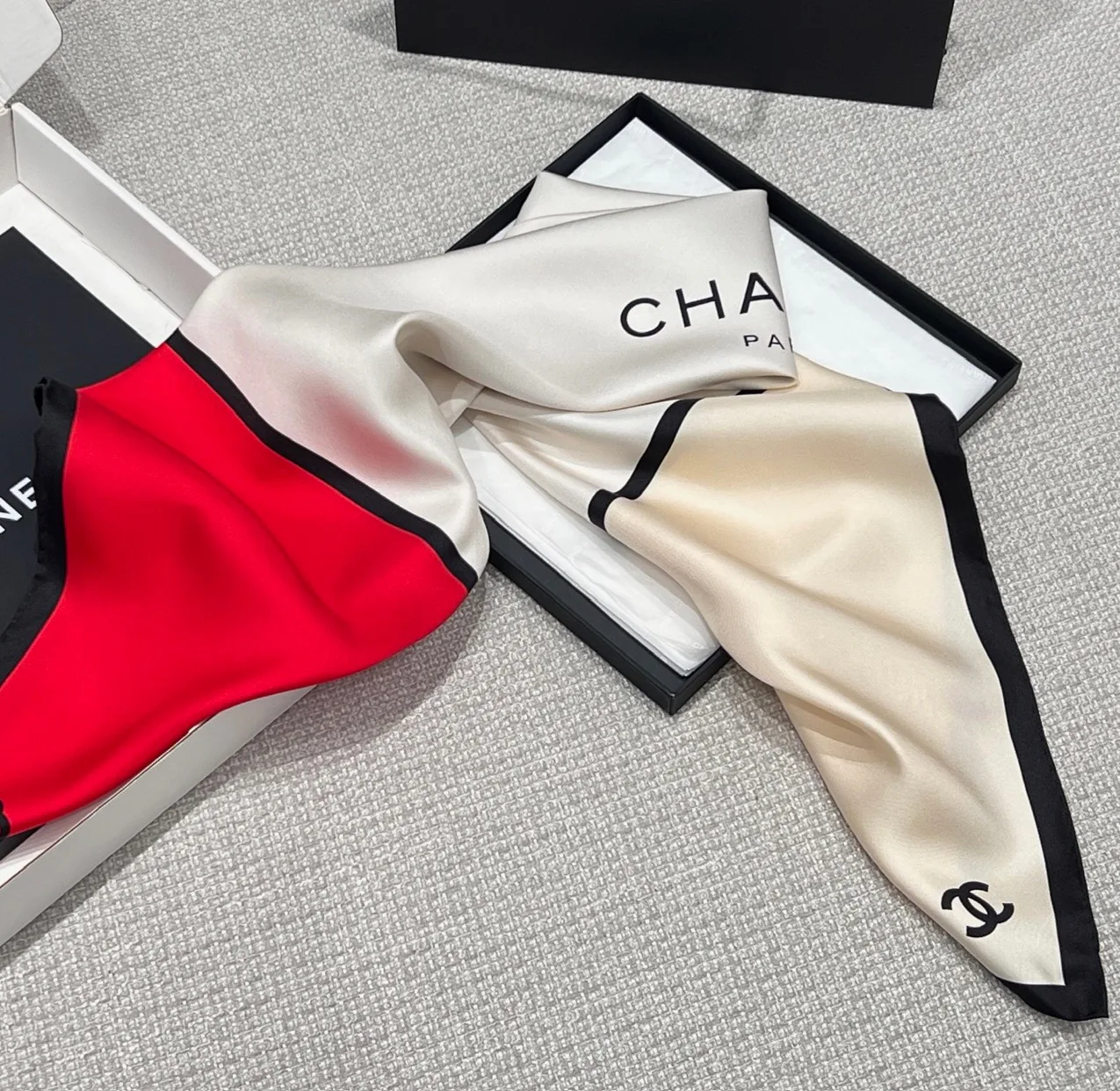 Платки Chanel 13327734