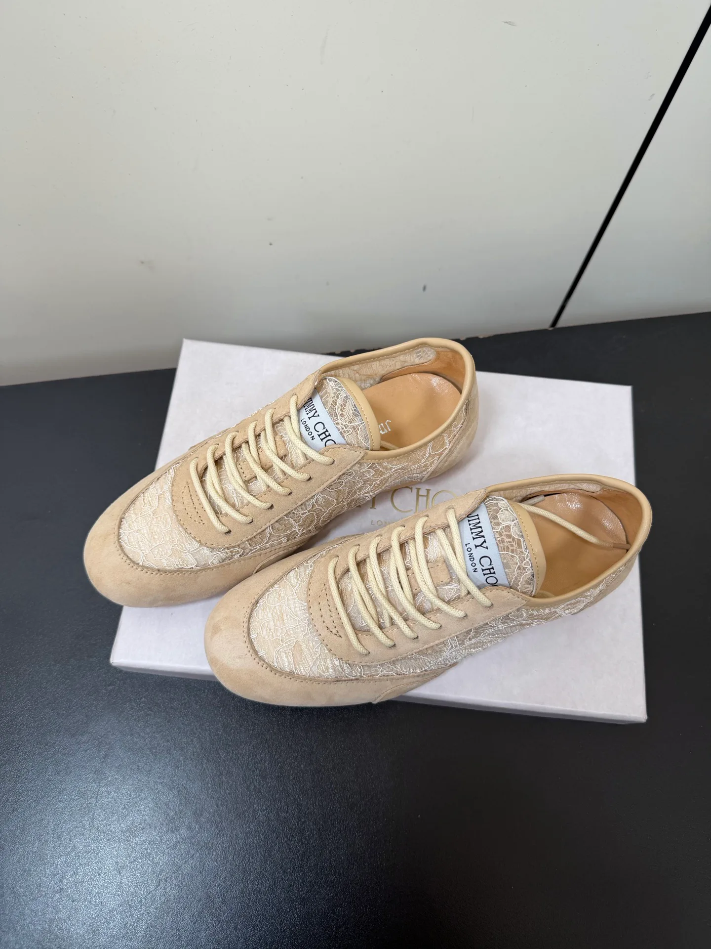 Кроссовки Женские Jimmy Choo 10454117