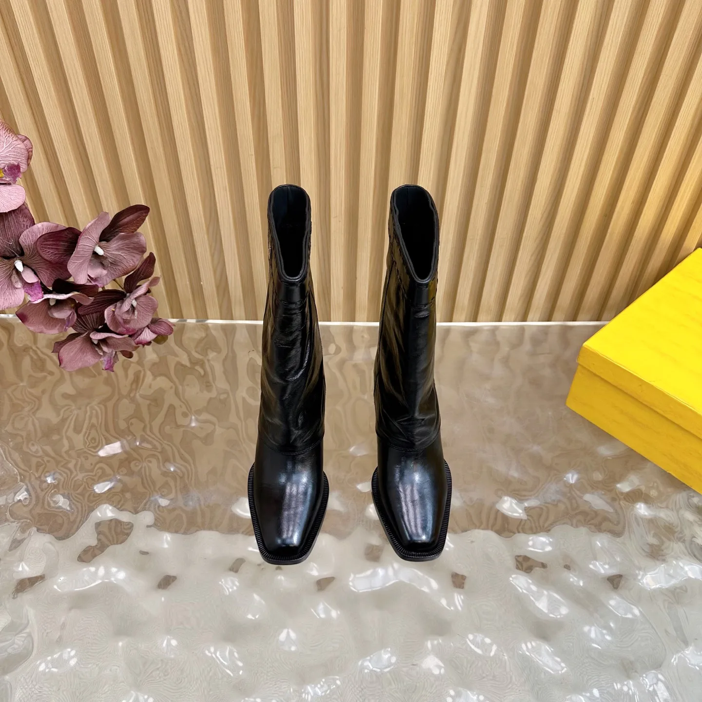 Сапоги Женские Fendi 18235438