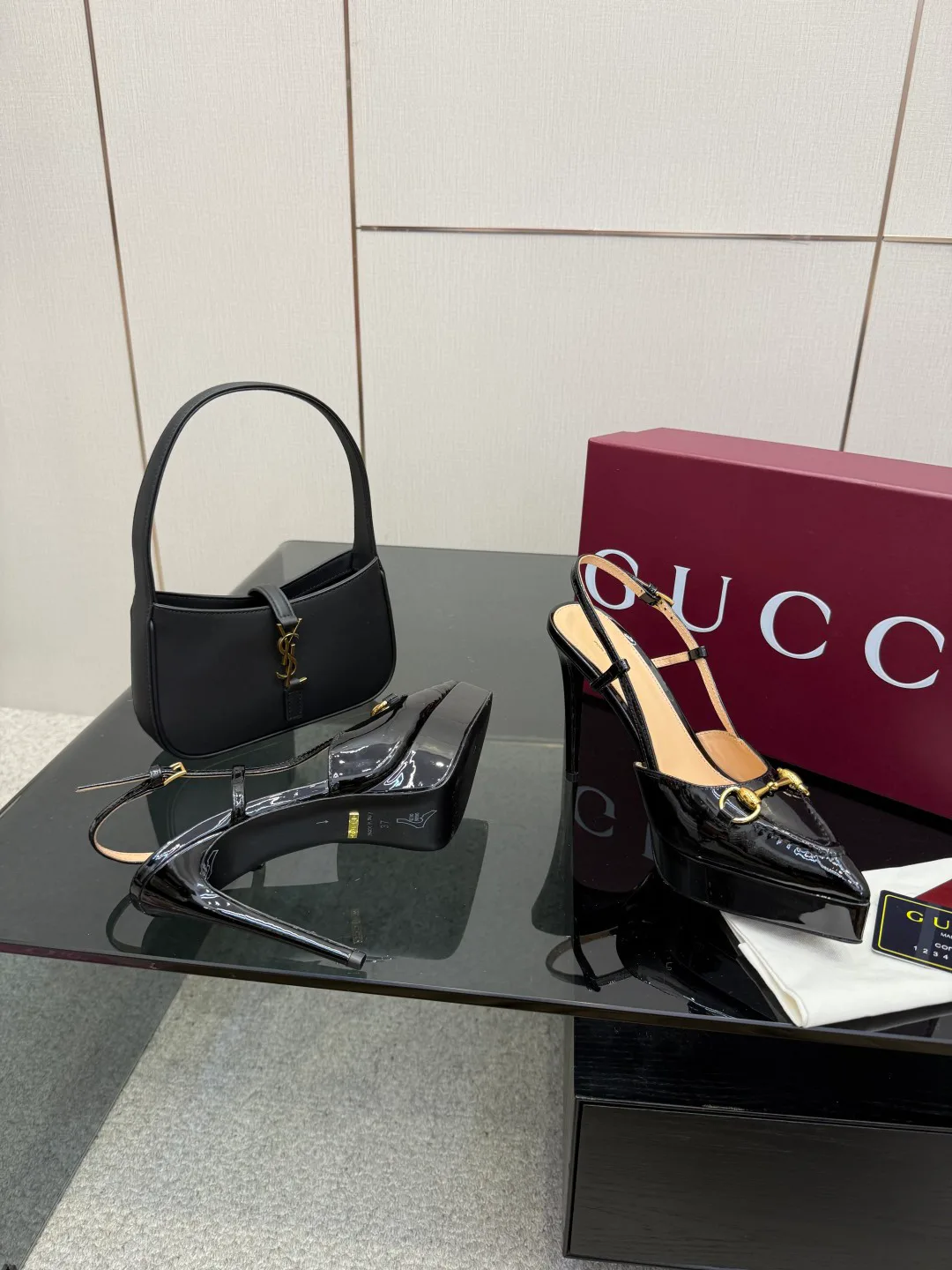 Туфли Женские Gucci 731983