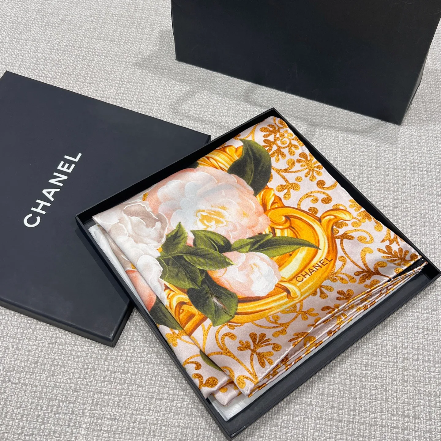 Платки Chanel 10807033