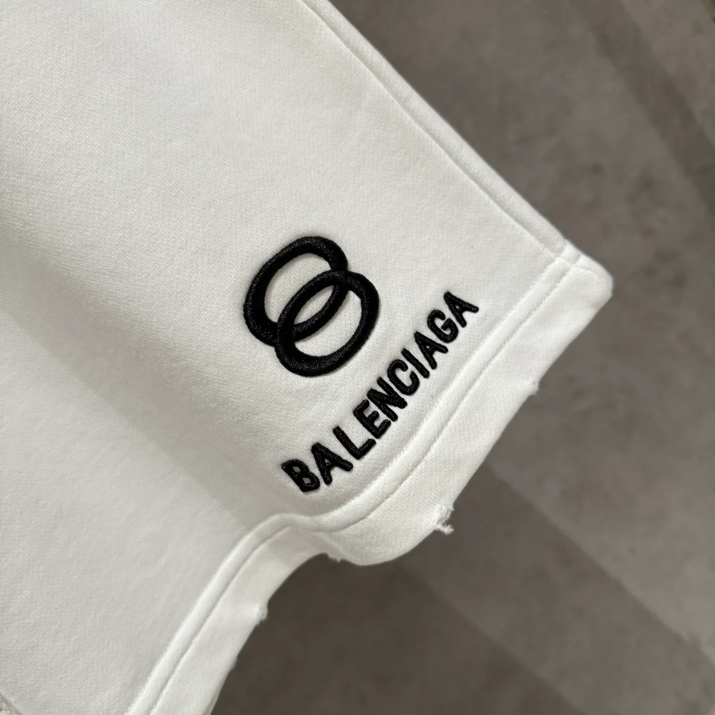 Шорты Мужские Balenciaga 17126744