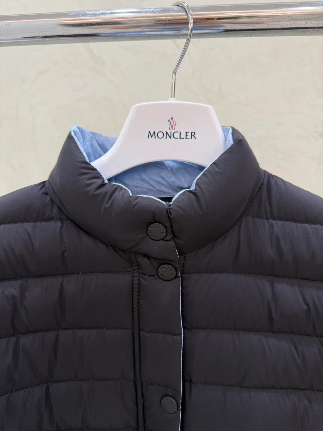 Куртки И Пуховики Женские Moncler 17918894