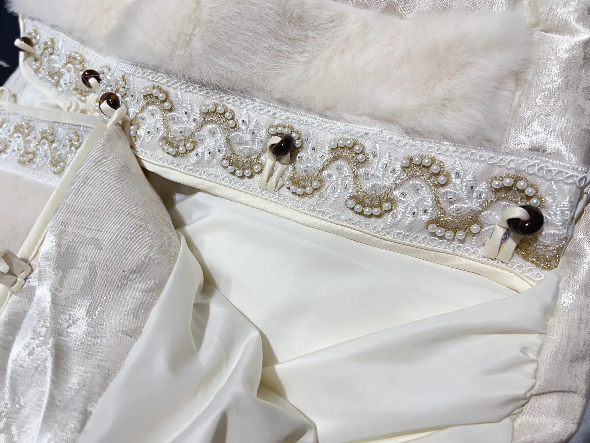 Куртки И Пуховики Женские Chanel 1137734