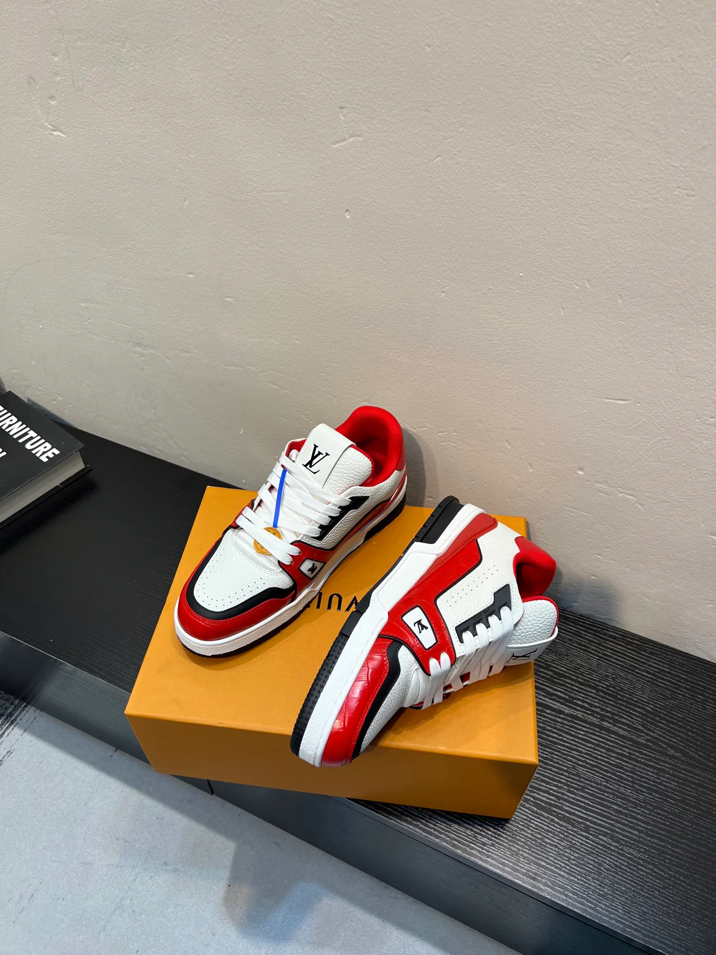 Кроссовки Женские Louis Vuitton 4541292