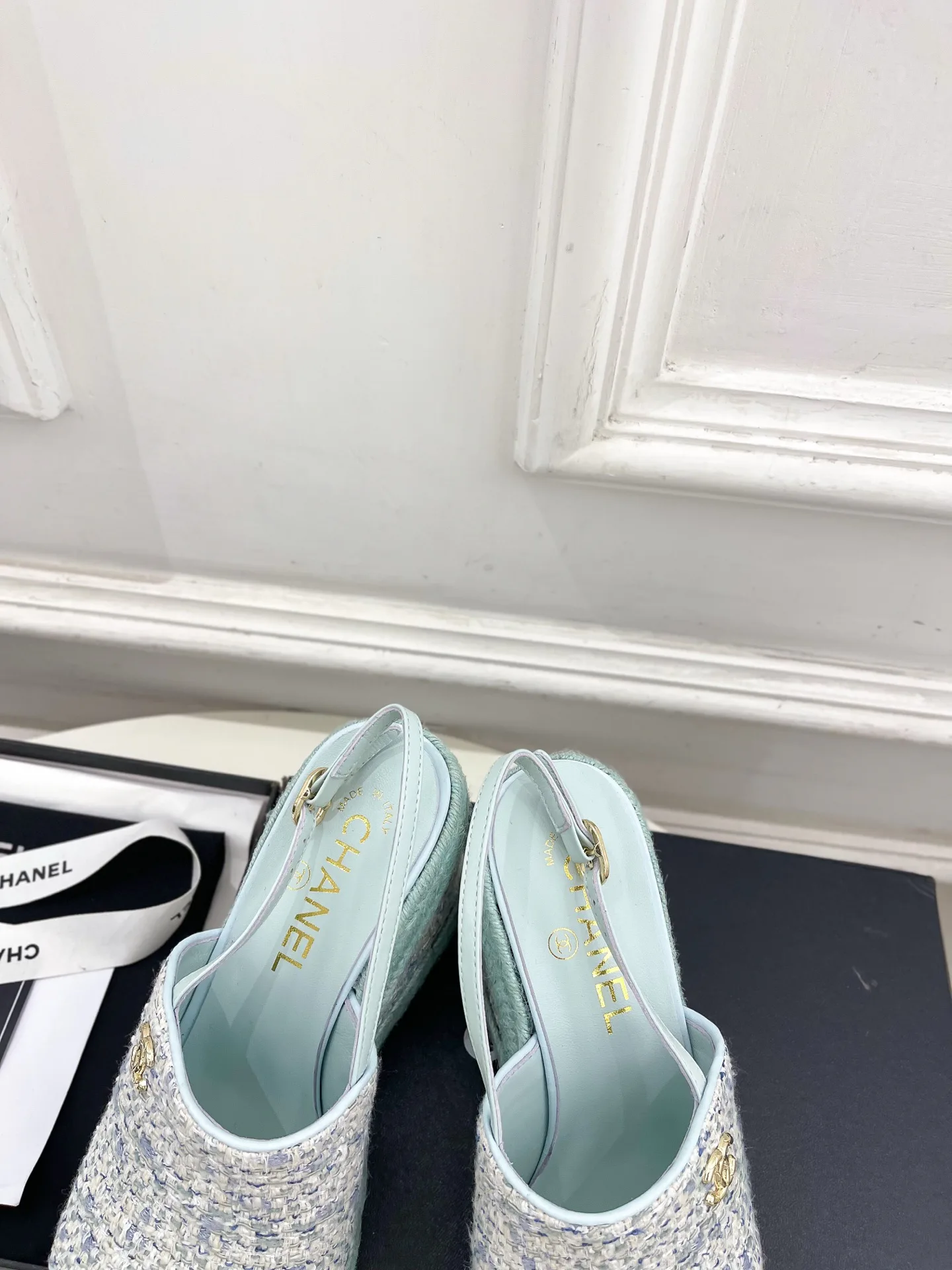 Босоножки Женские Chanel 12601478