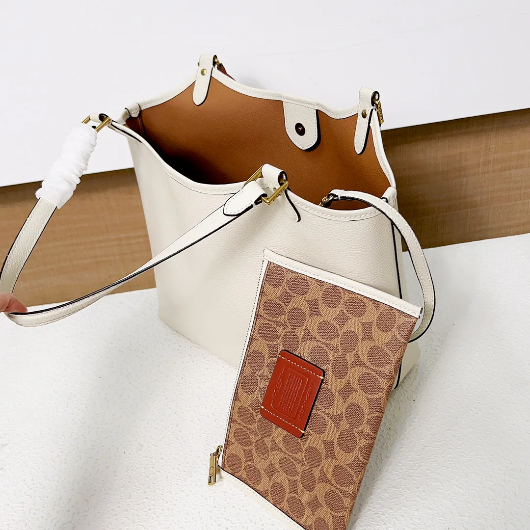 Классические Сумки Женские Coach 11603716