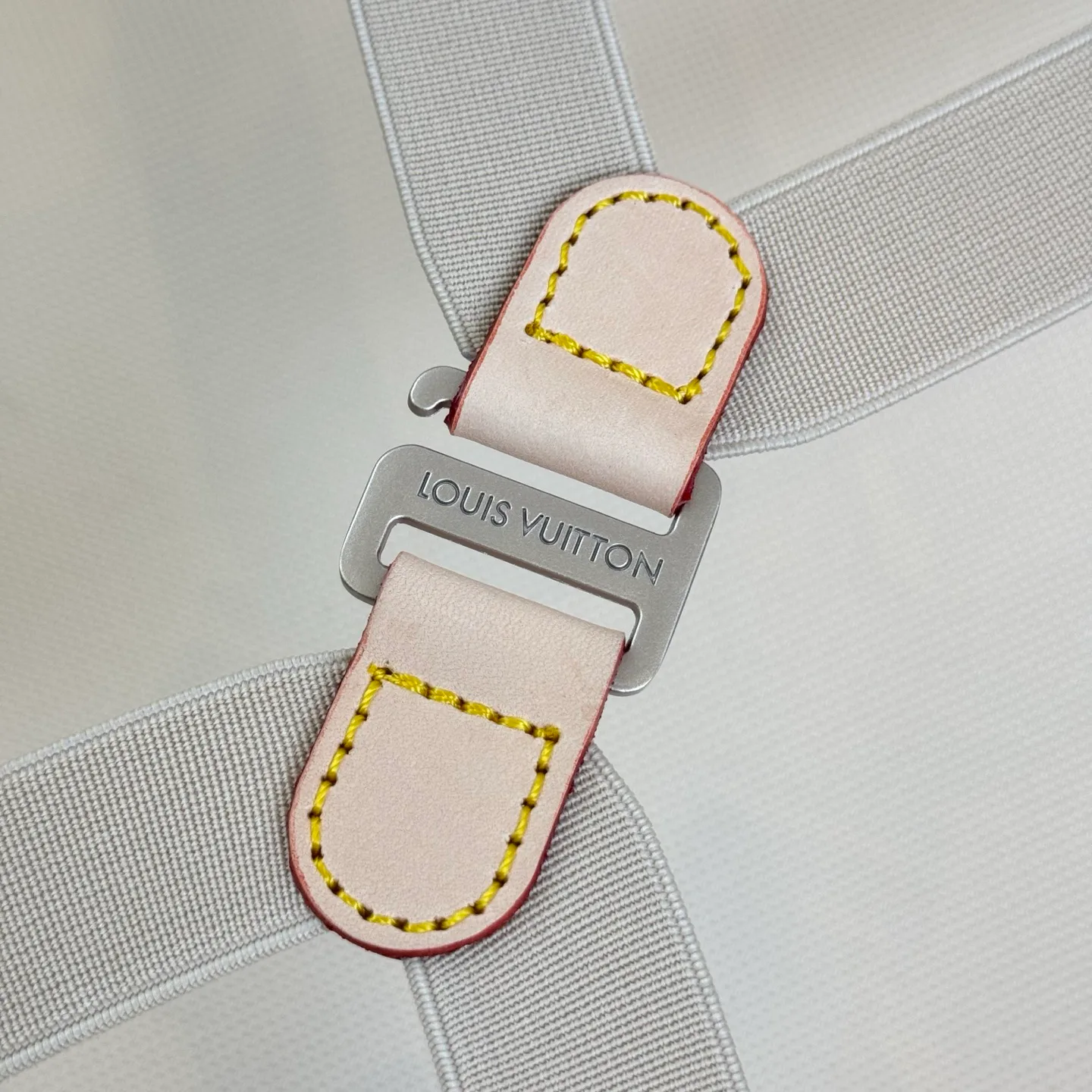 Чемоданы Louis Vuitton 14492037