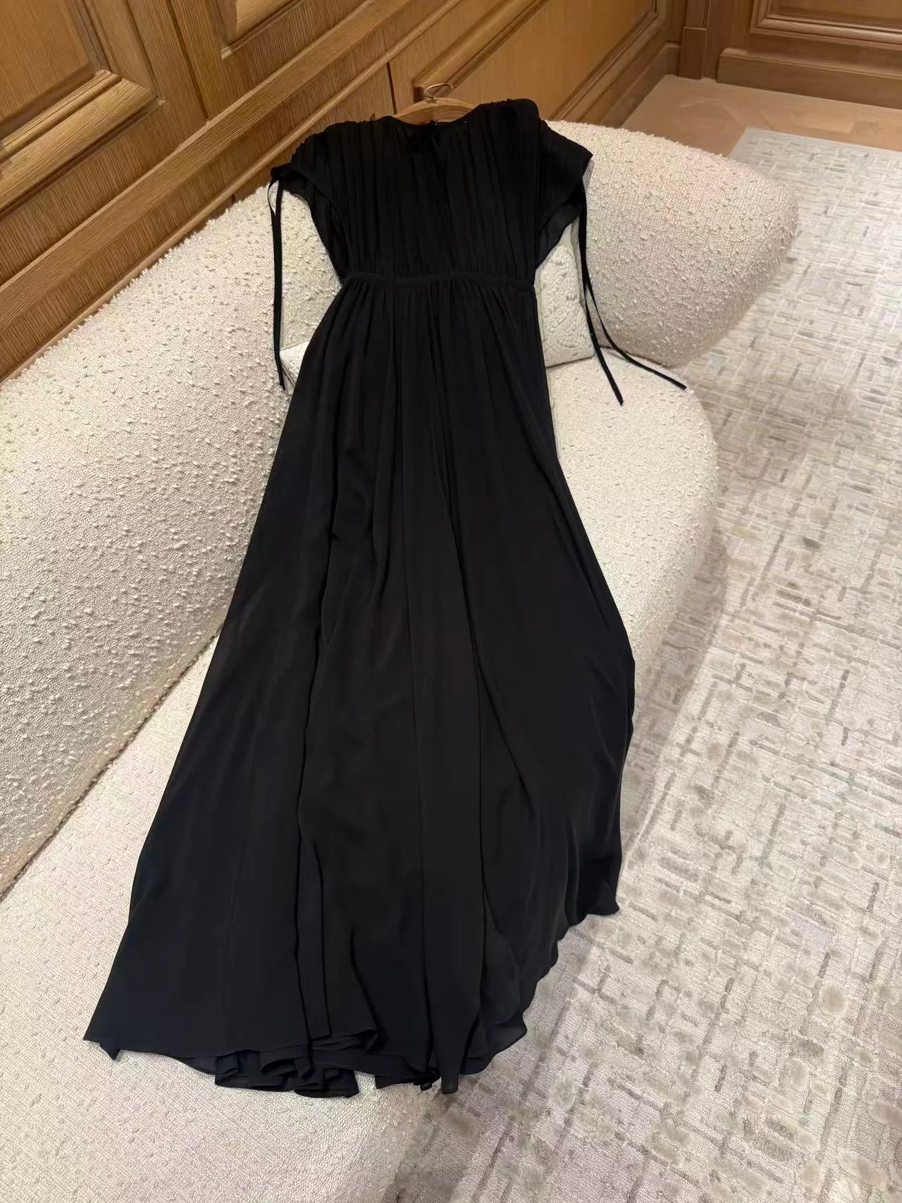Платья Женские Christian Dior 18795382
