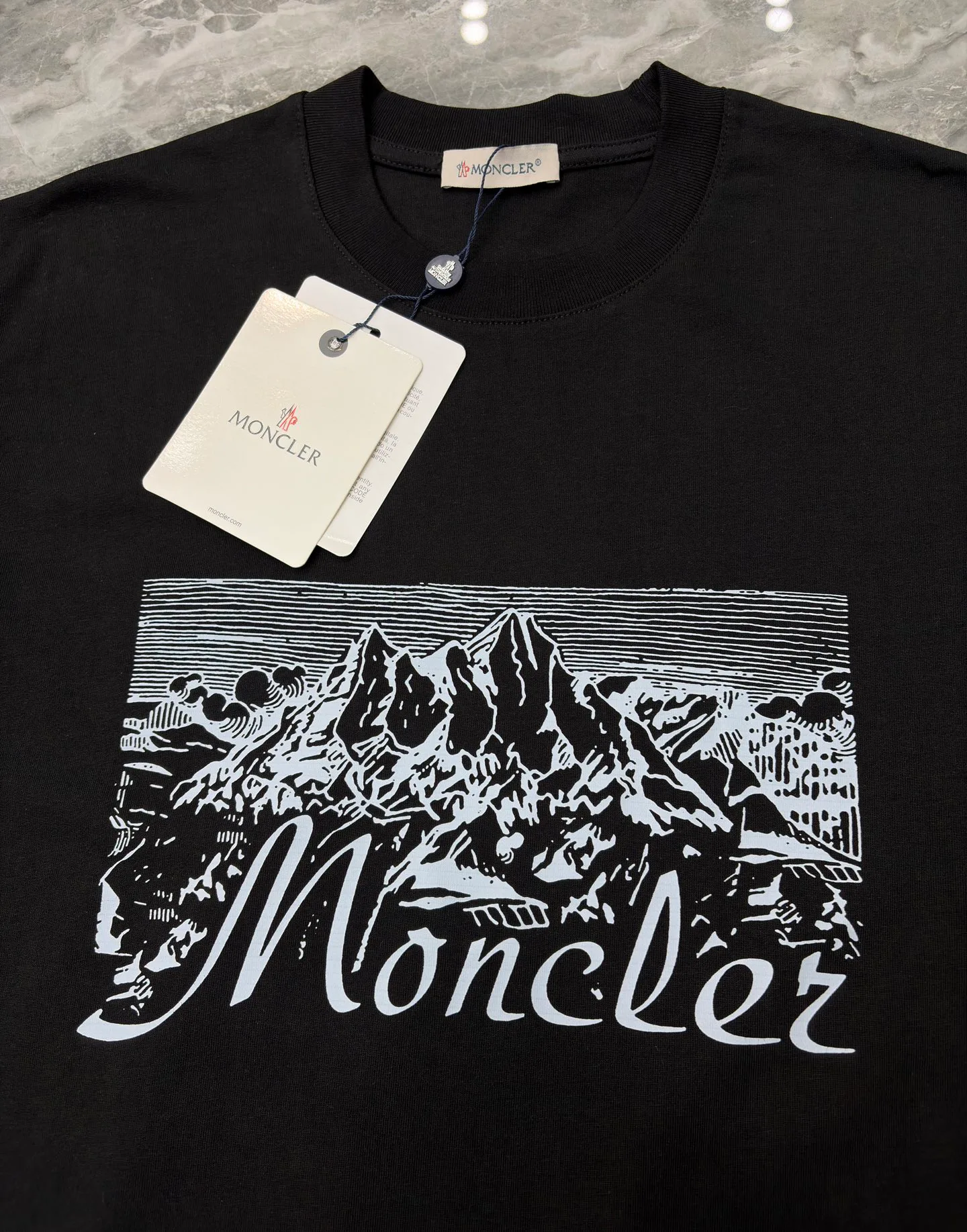 Футболки Женские Moncler 11424369