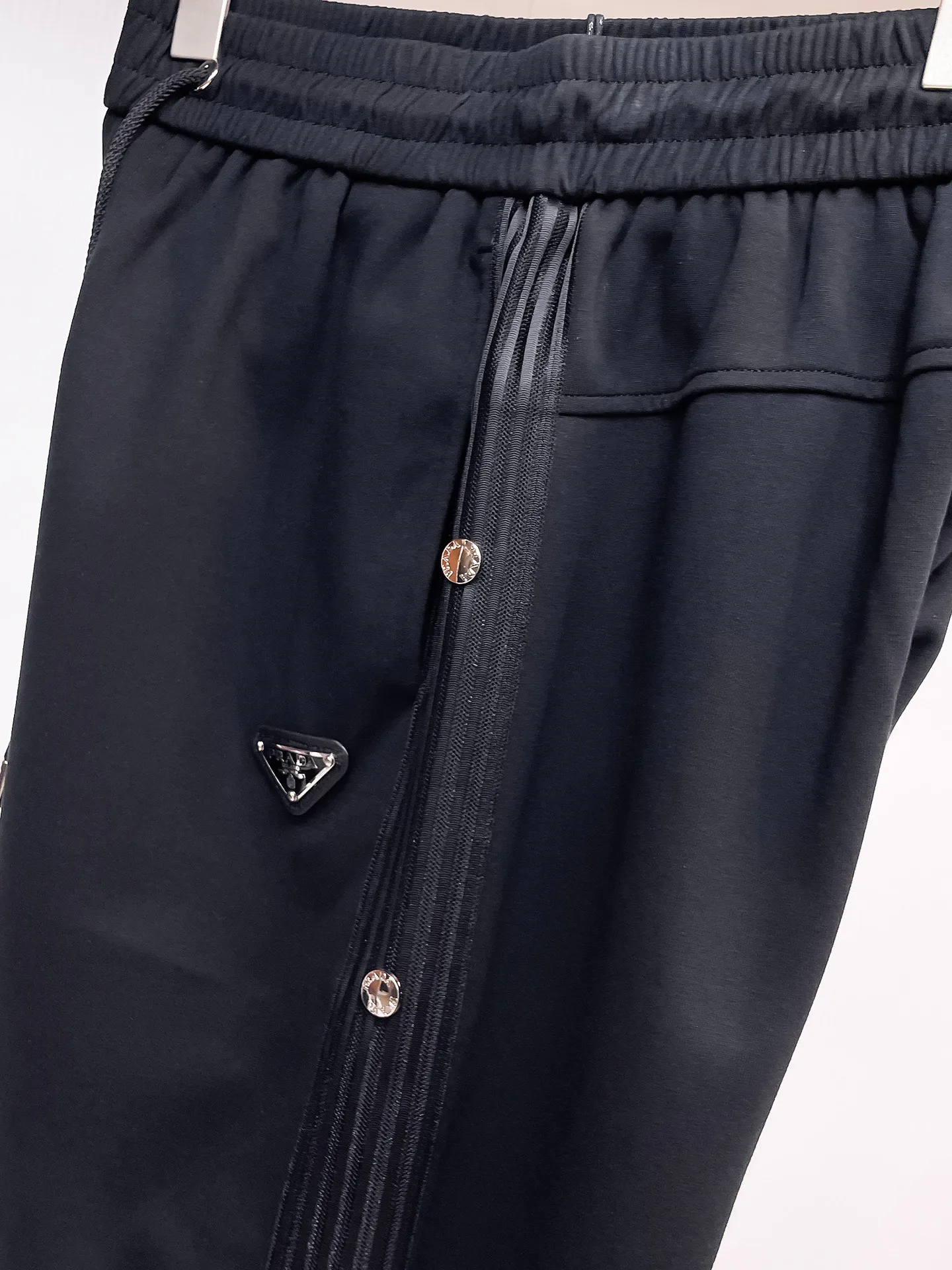 Шорты Мужские Prada 13417608