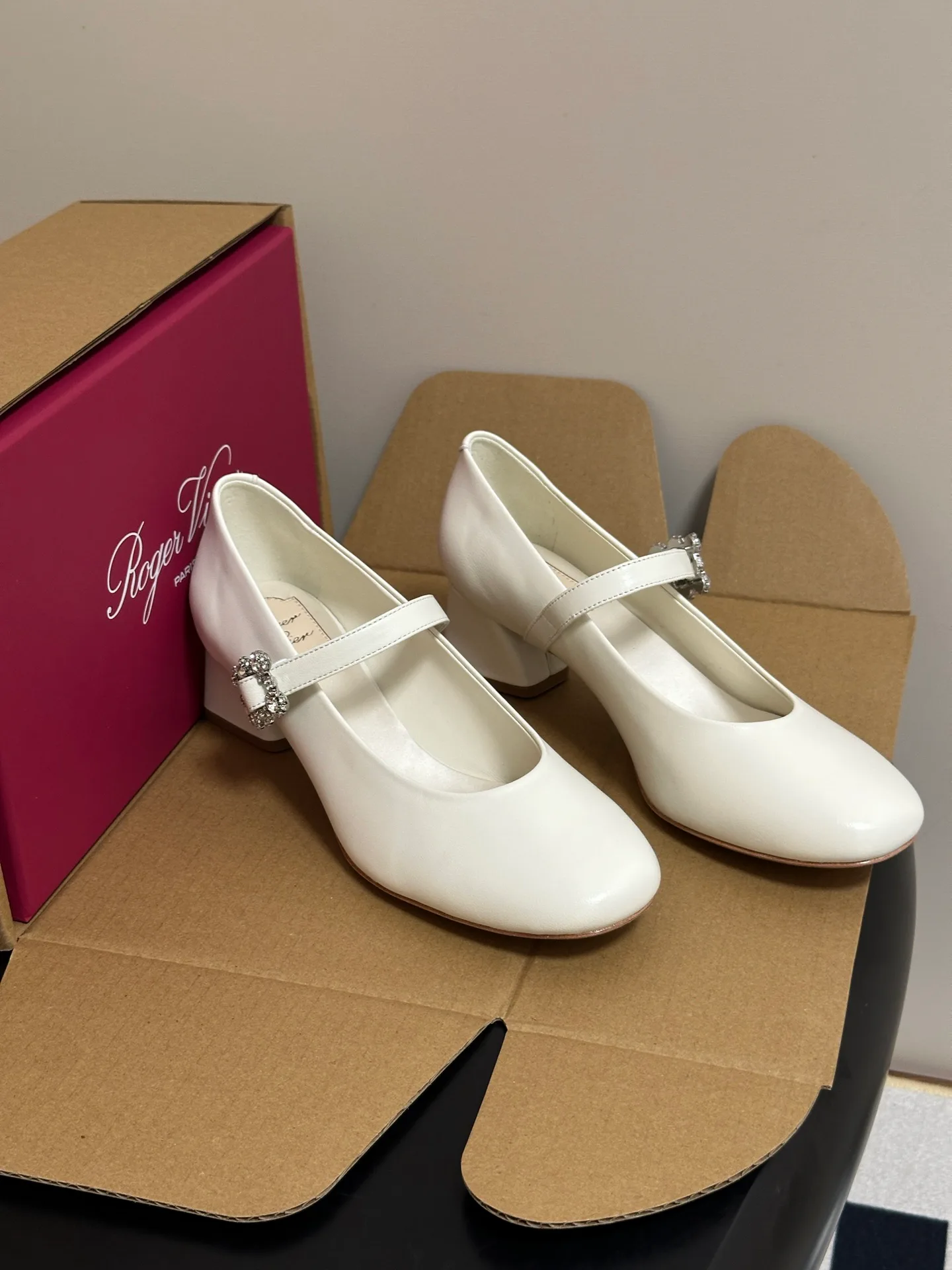 Туфли Женские Roger Vivier 18041484