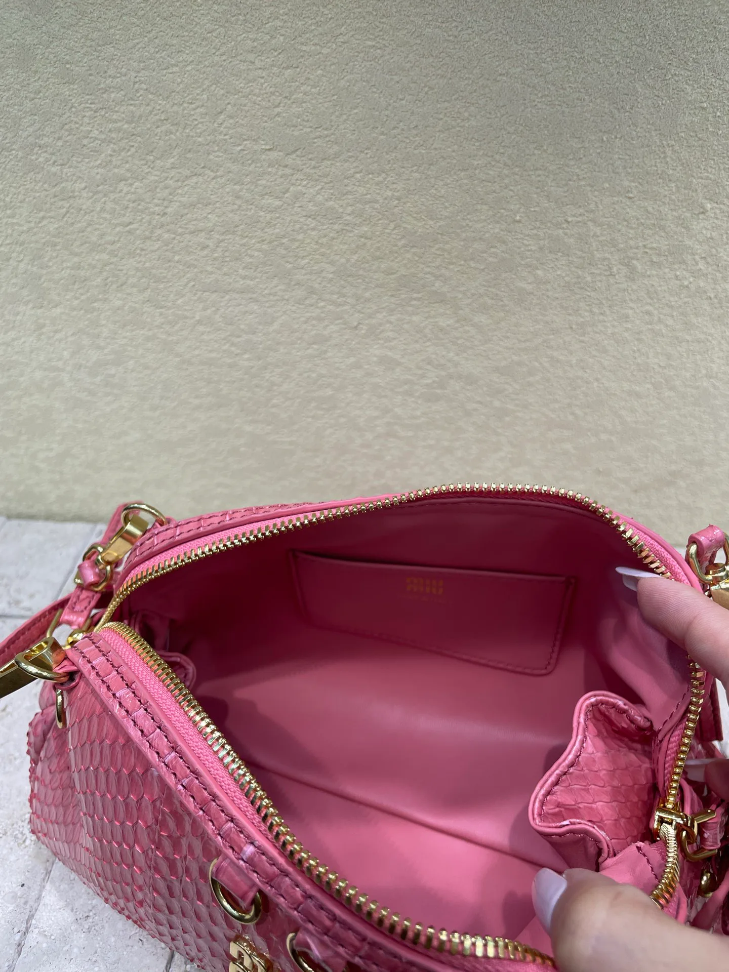 Классические Сумки Женские Miu Miu 12702920