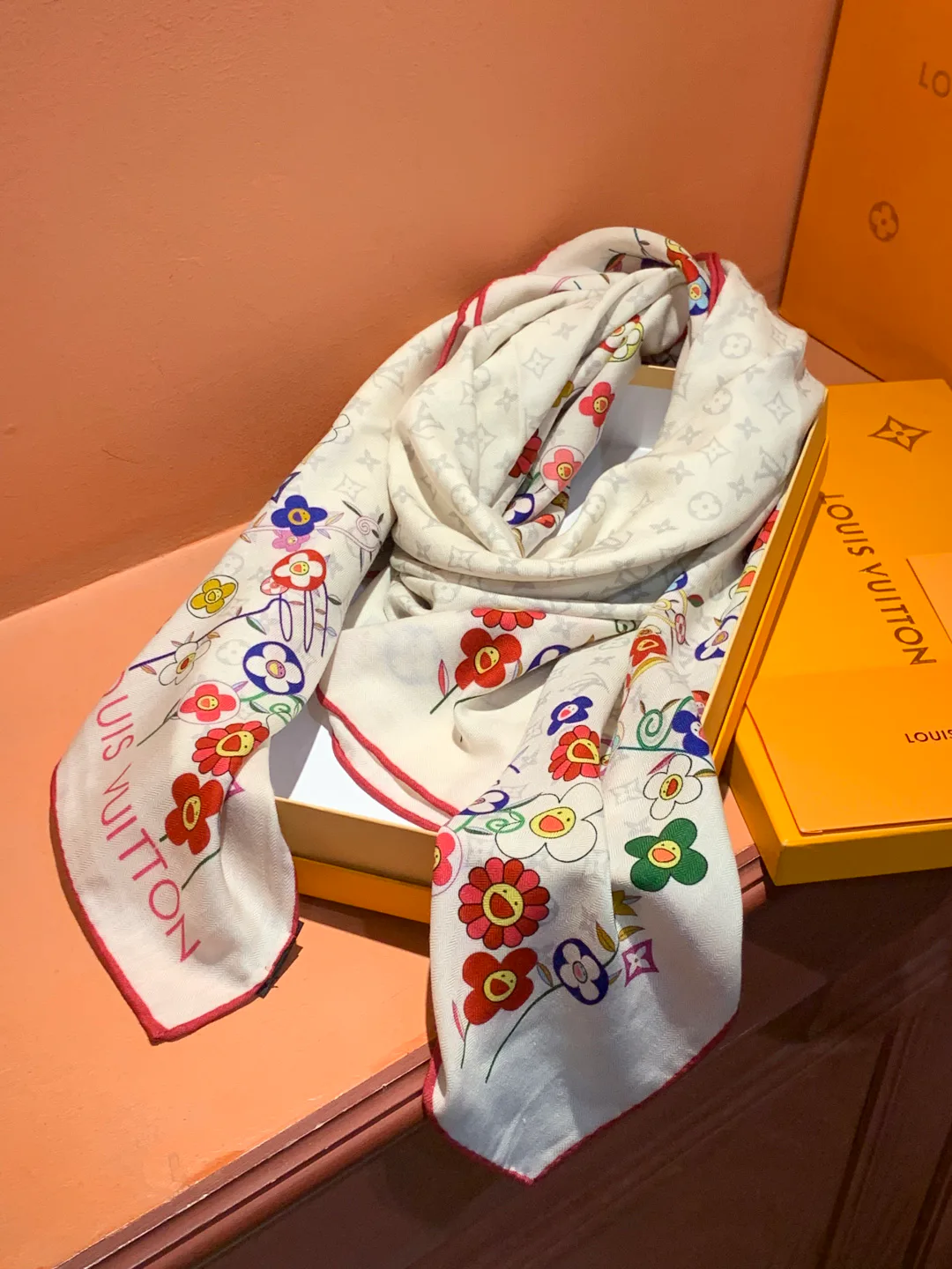 Шарфы Louis Vuitton 588344