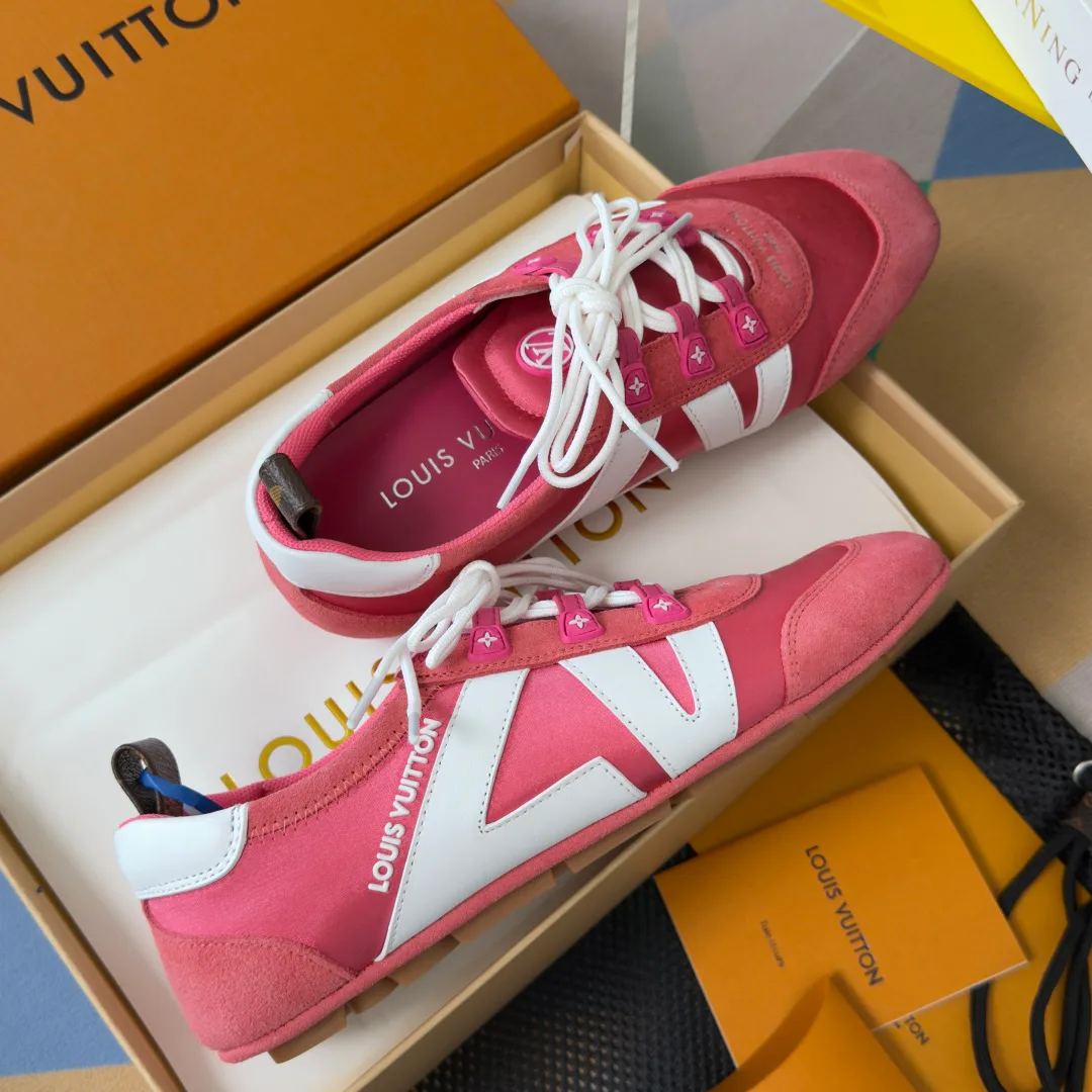 Кроссовки Женские Louis Vuitton 11235162